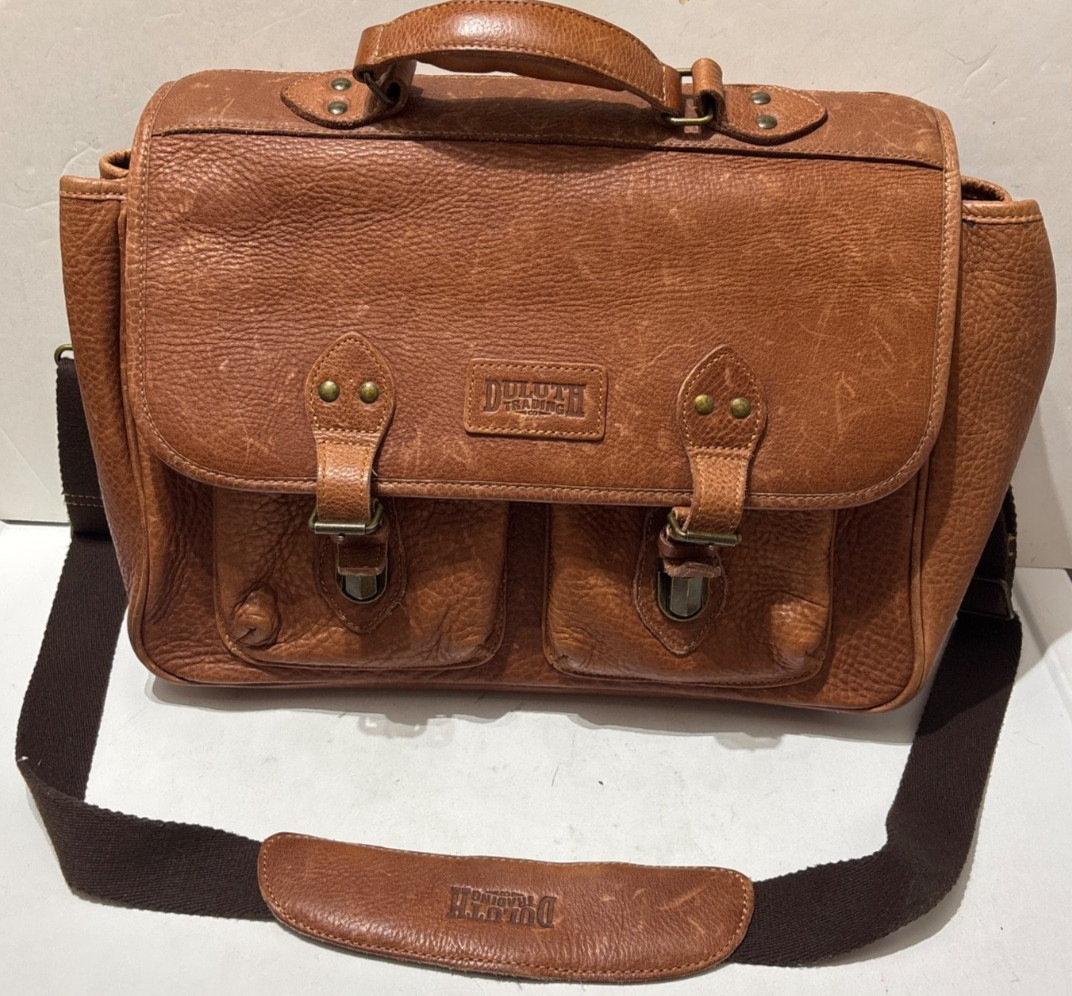 Duluth Trading Bashful Billionaire Full Grain Leather Briefcase Messenger Bag