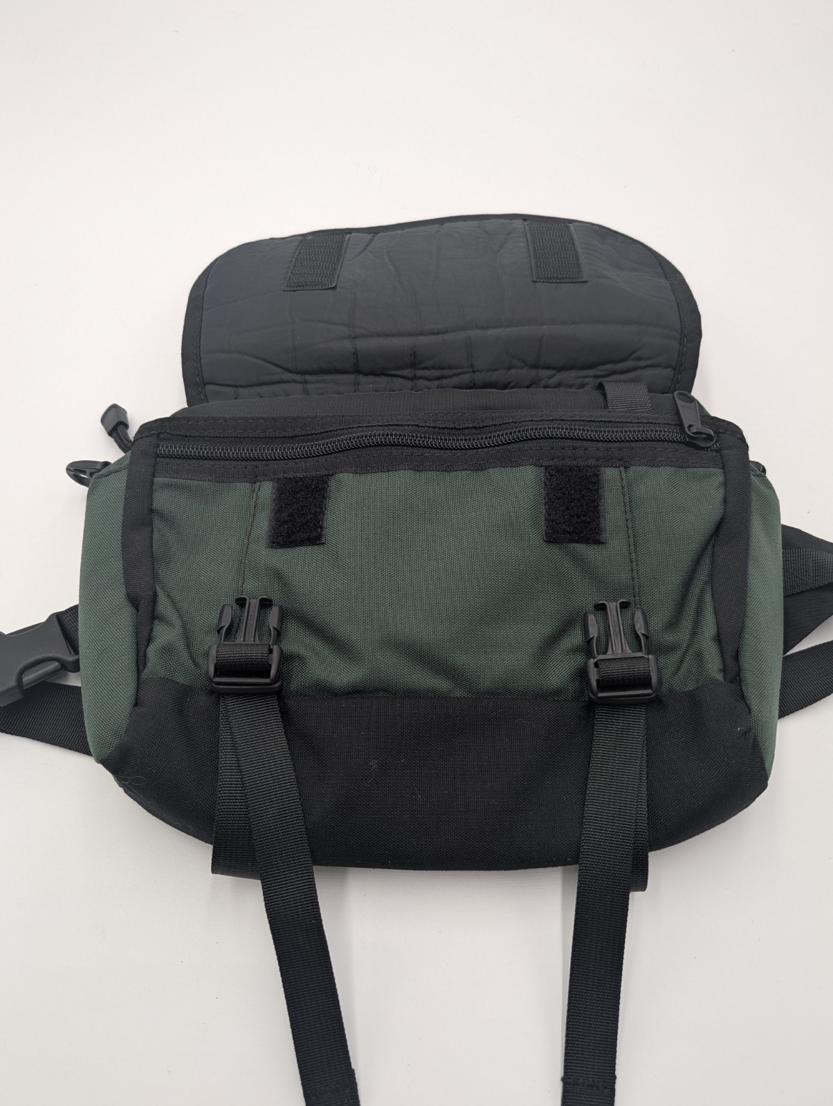 Vintage Eagle Creek Fanny Pack Waist Bag Green Black Cordura Plus Nylon Travel