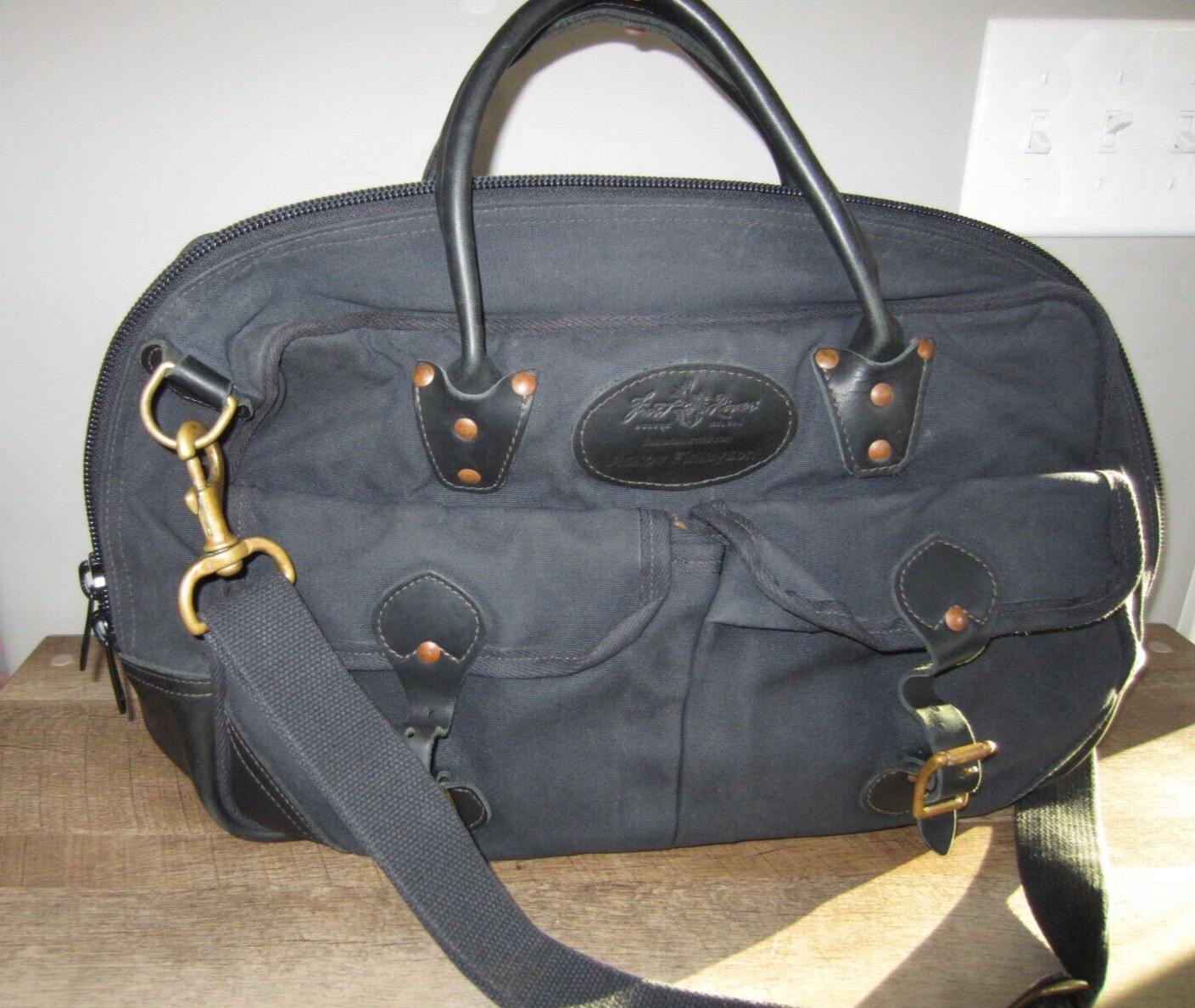 Frost River for Askov Finlayson Correspondent Brief Bag Dark Navy Blue Box 11