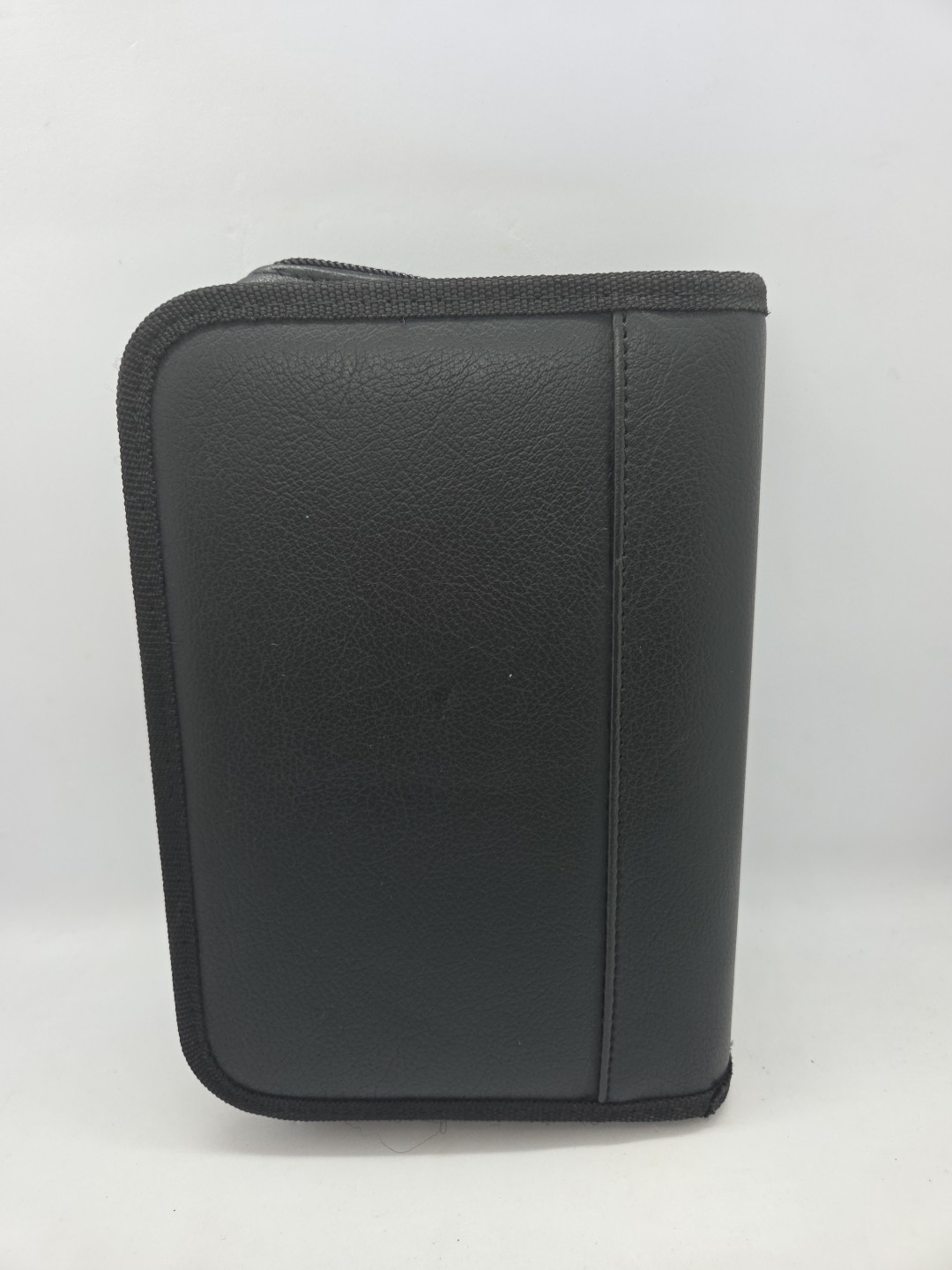 Vintage Game Boy Advance SP case black leatherette zip up 5×8” bbx13