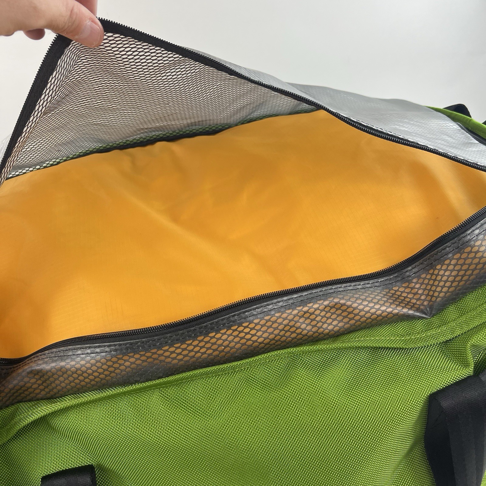 Mountainsmith Watersport Rubber Bottom Zip Top Tote Gear Bag Green LARGE