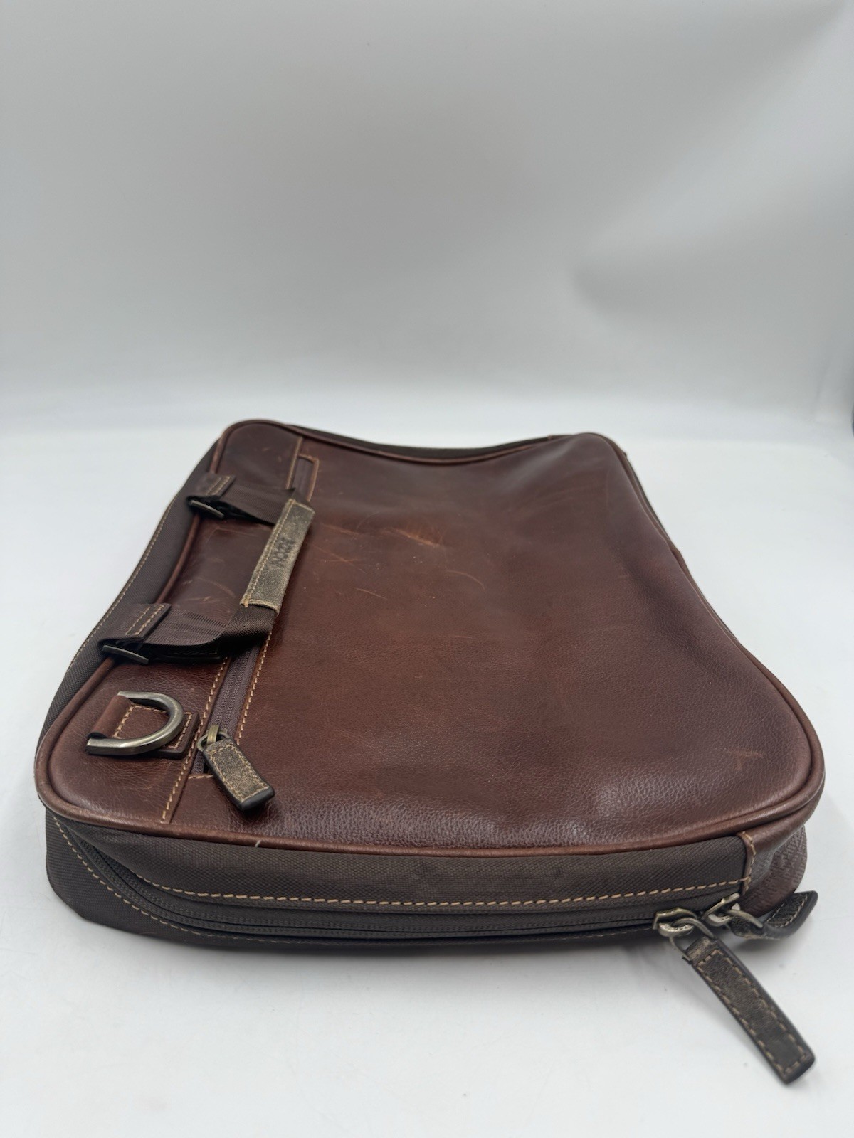 Boconi Brown Leather Messenger/Laptop Bag approx. 16×11.5×3 Adj. Shoulder Strap