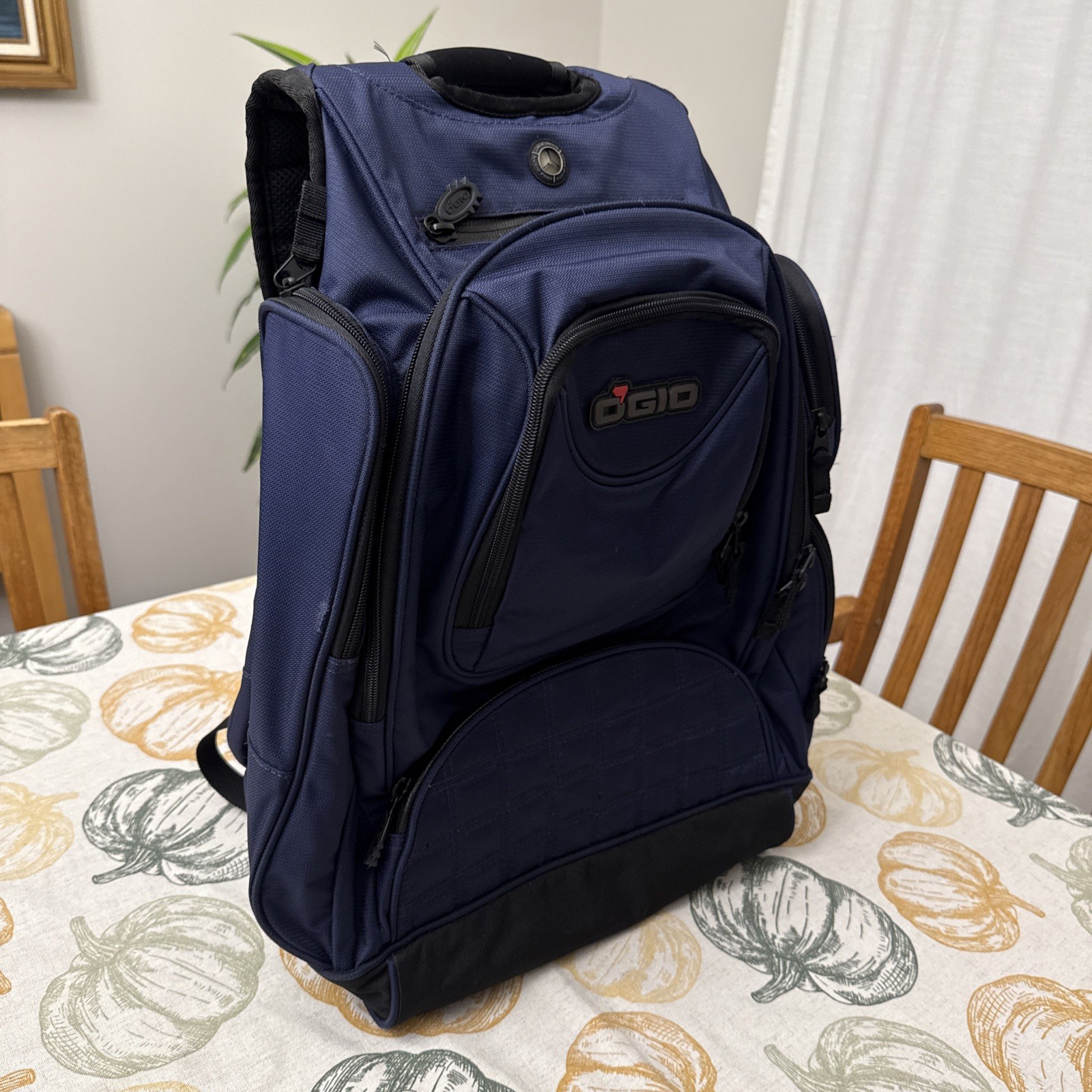 OGIO Metro Backpack Blue 16” Laptop Tech Bag Padded Compartments EUC