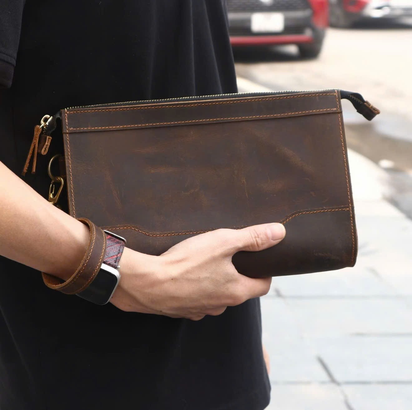 Genuine leather clutch with zipper and card slots