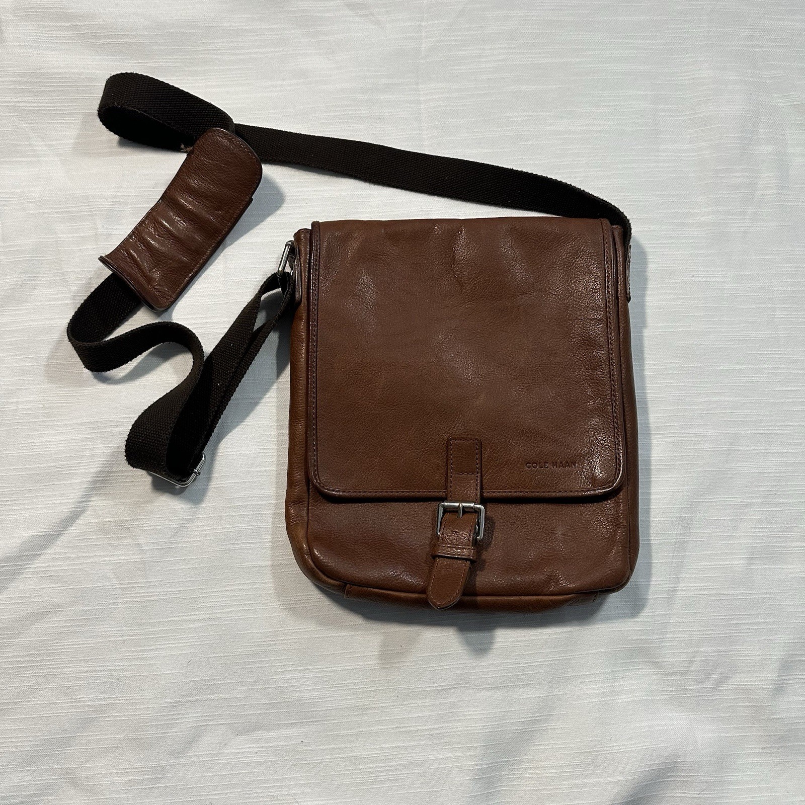 Vintage Cole Haan Utilitarian Pebbled Leather Reporter Messenger Bag Brown