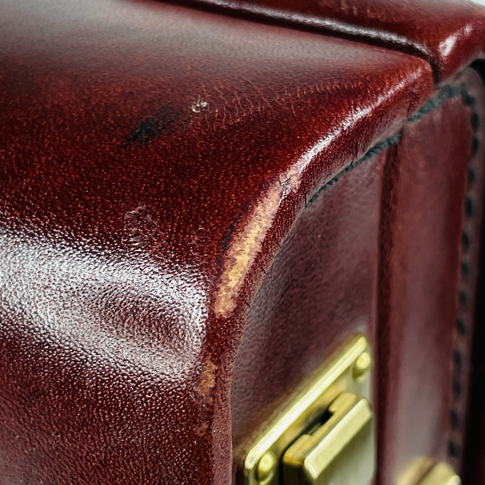 TUMI Burgundy Side Lock Attaché Leather Slim Hard Case Briefcase 2.75″, 1990s