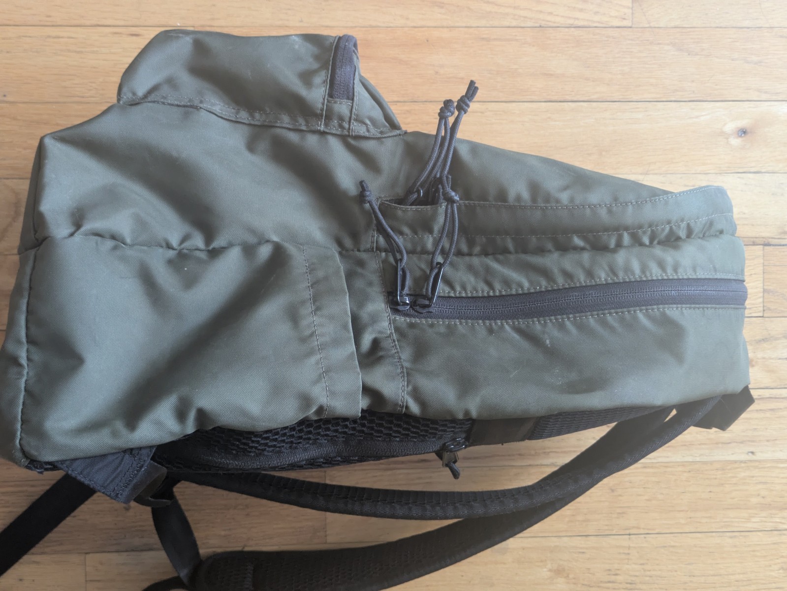 The Brown Buffalo Standard backpack green olive black, used see desc $189 retail