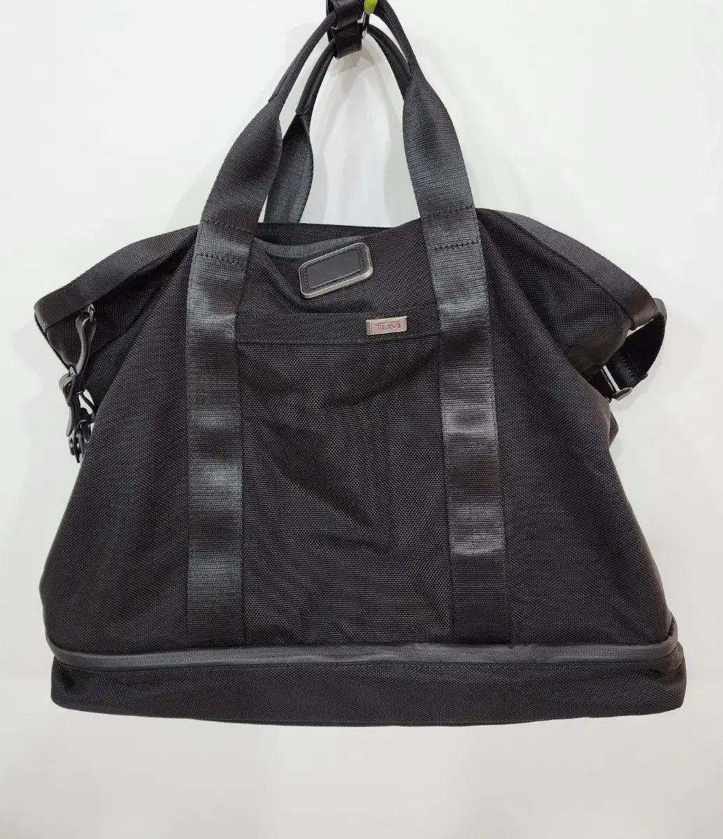 TUMI Alpha3 Two