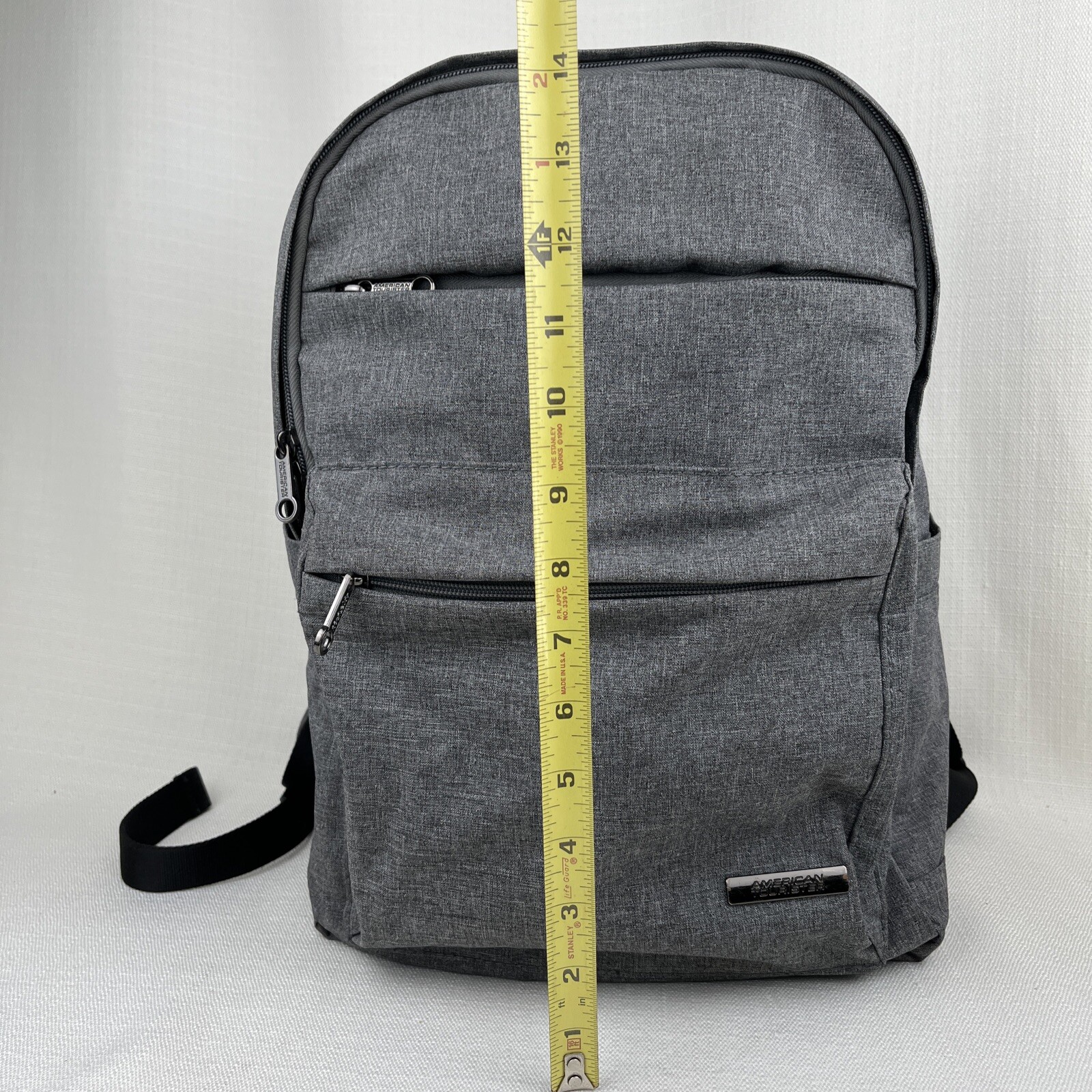 American Tourister Backpack Lightweight Dark Gray Fits 13” laptop Nice!!