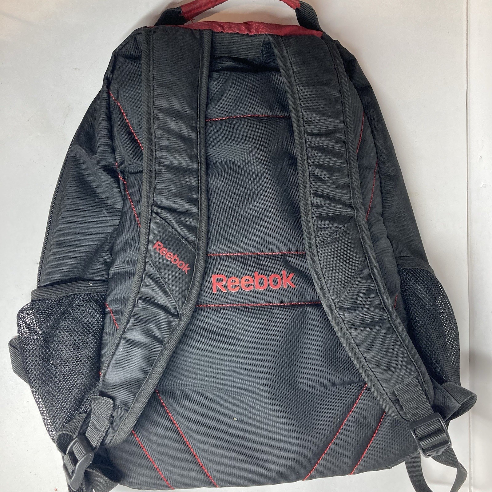 Reebok Red Black Backpack School Bag Sports Bag Bookbag Hiking Bag Standard Size