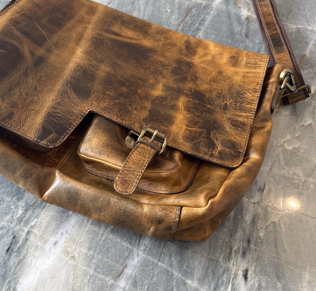 Buffalo Distressed Rustic Leather Large Messenger Bag Laptop Shoulder Bag
