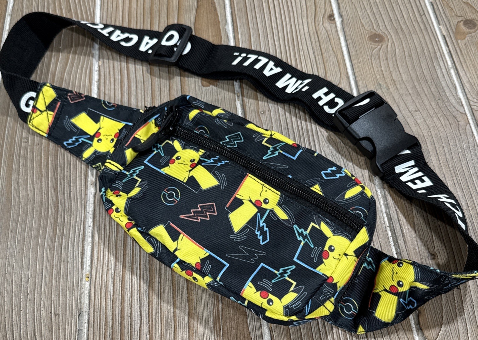 Bioworld Pokemon Pikachu Fanny Pack Waist Belt Crossbody Bag Gotta Catch Em All