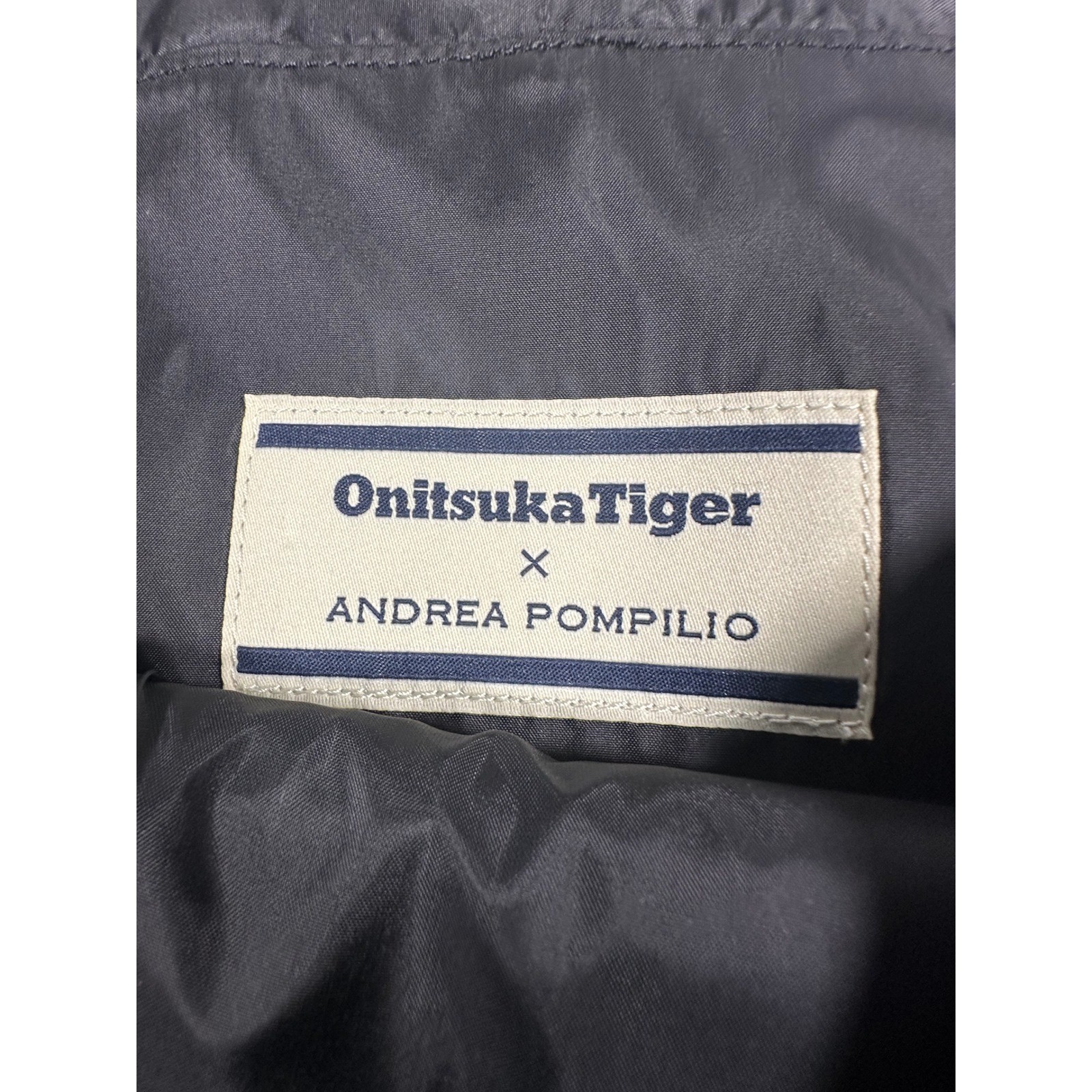 Onitsuka Tiger Andrea Pompilio Messenger Bag, Crossbody Bag, Gray, Men