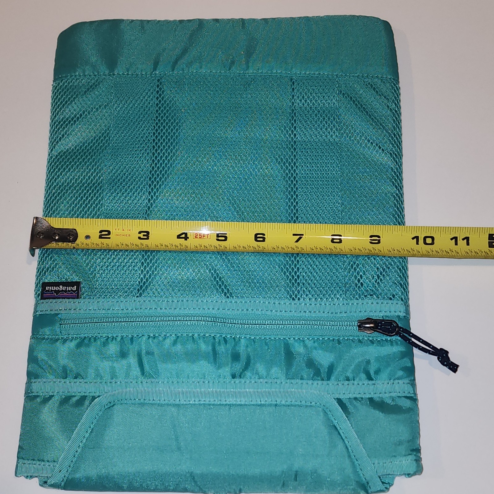 PATAGONIA Refugio Padded Sleeve for 14″ Laptop Notebook 15.5 Diagonal x 13 x 9.5