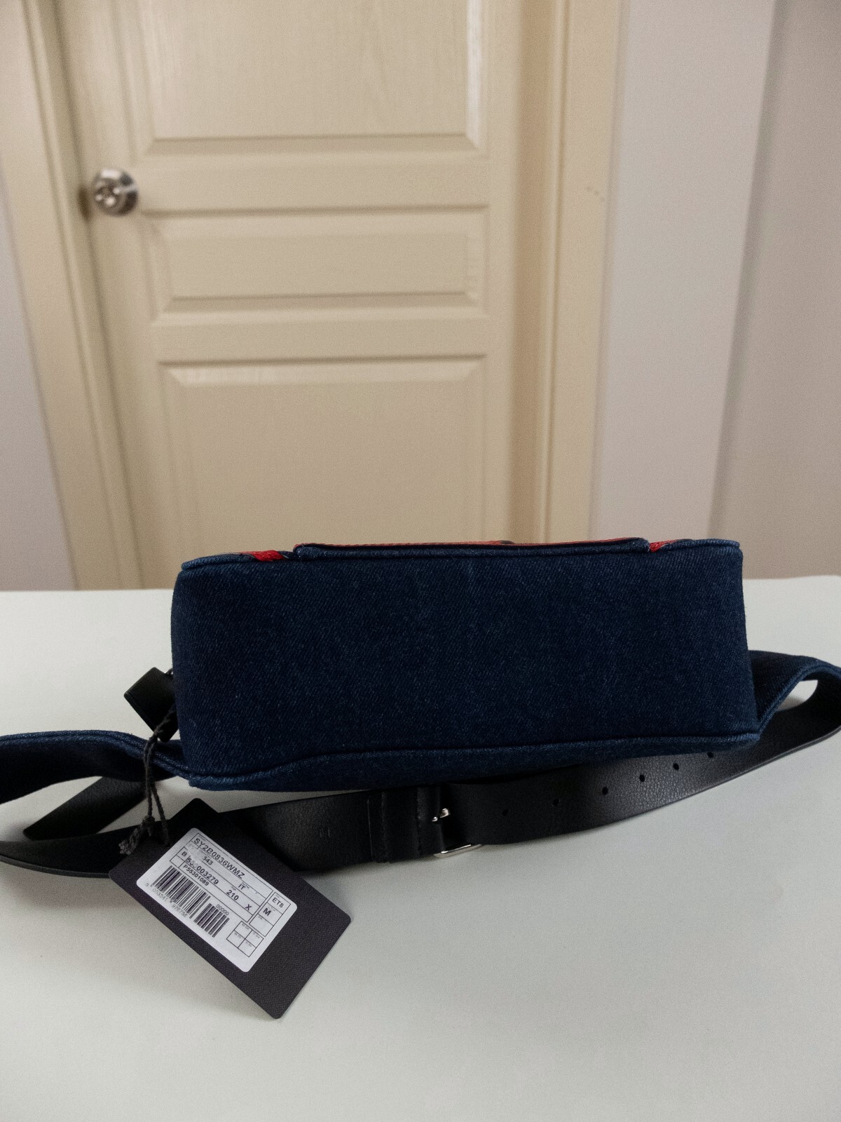 (NO CUSTOMS TAX) VALENTINO Garavani Vlogo blue & red denim & leather belt bag