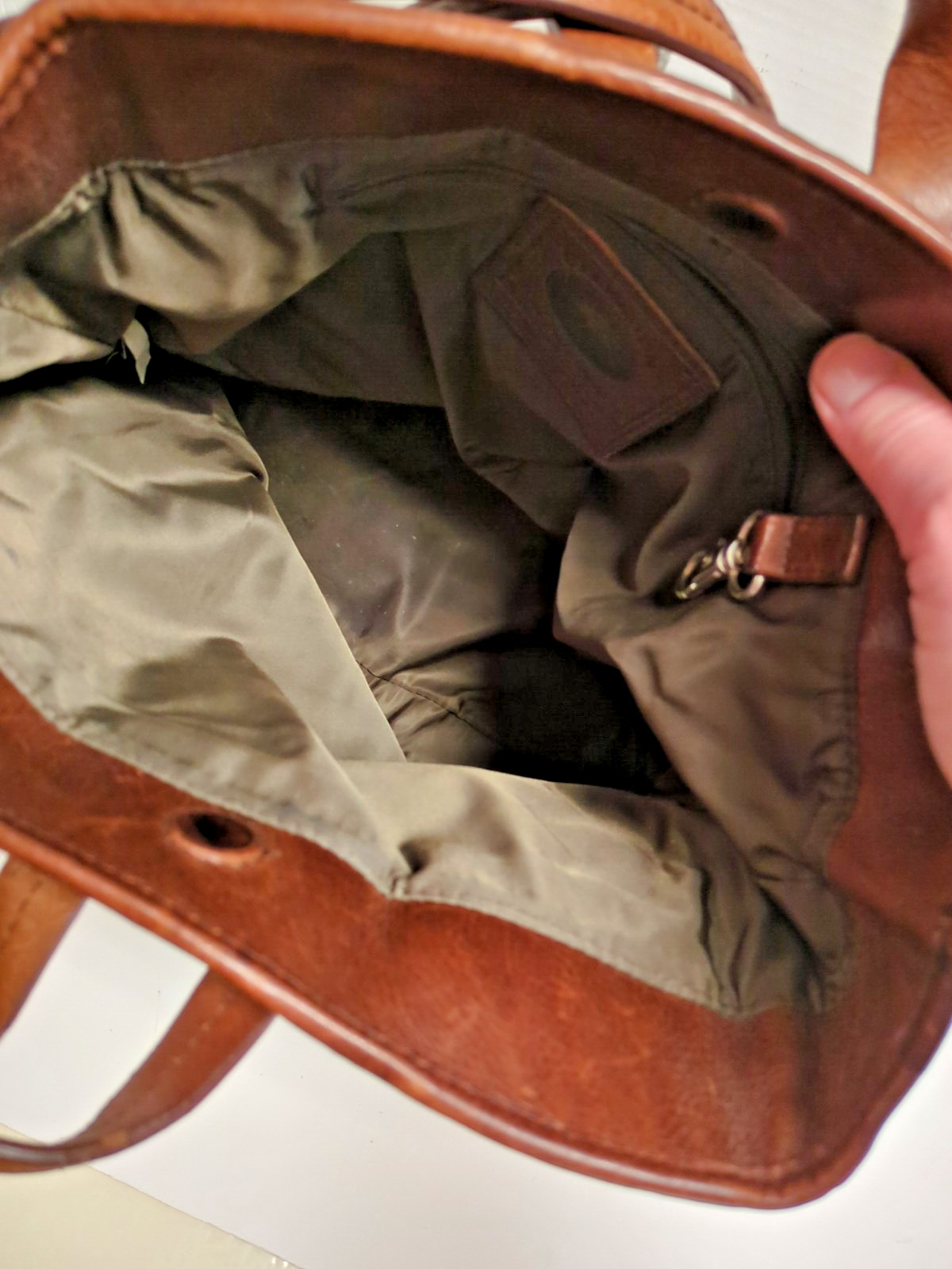 Ellington Portland Oregon Small Brown Leather Backpack Key Clip & Inner Pocket