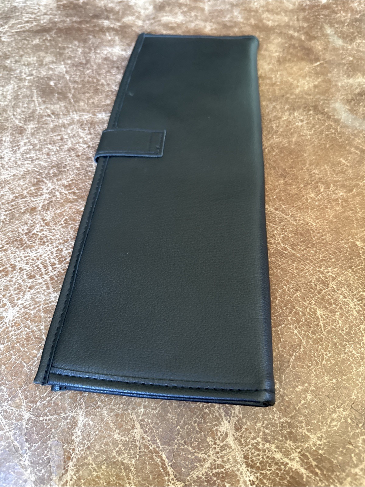 Totes Tie Case Black Leather- Look