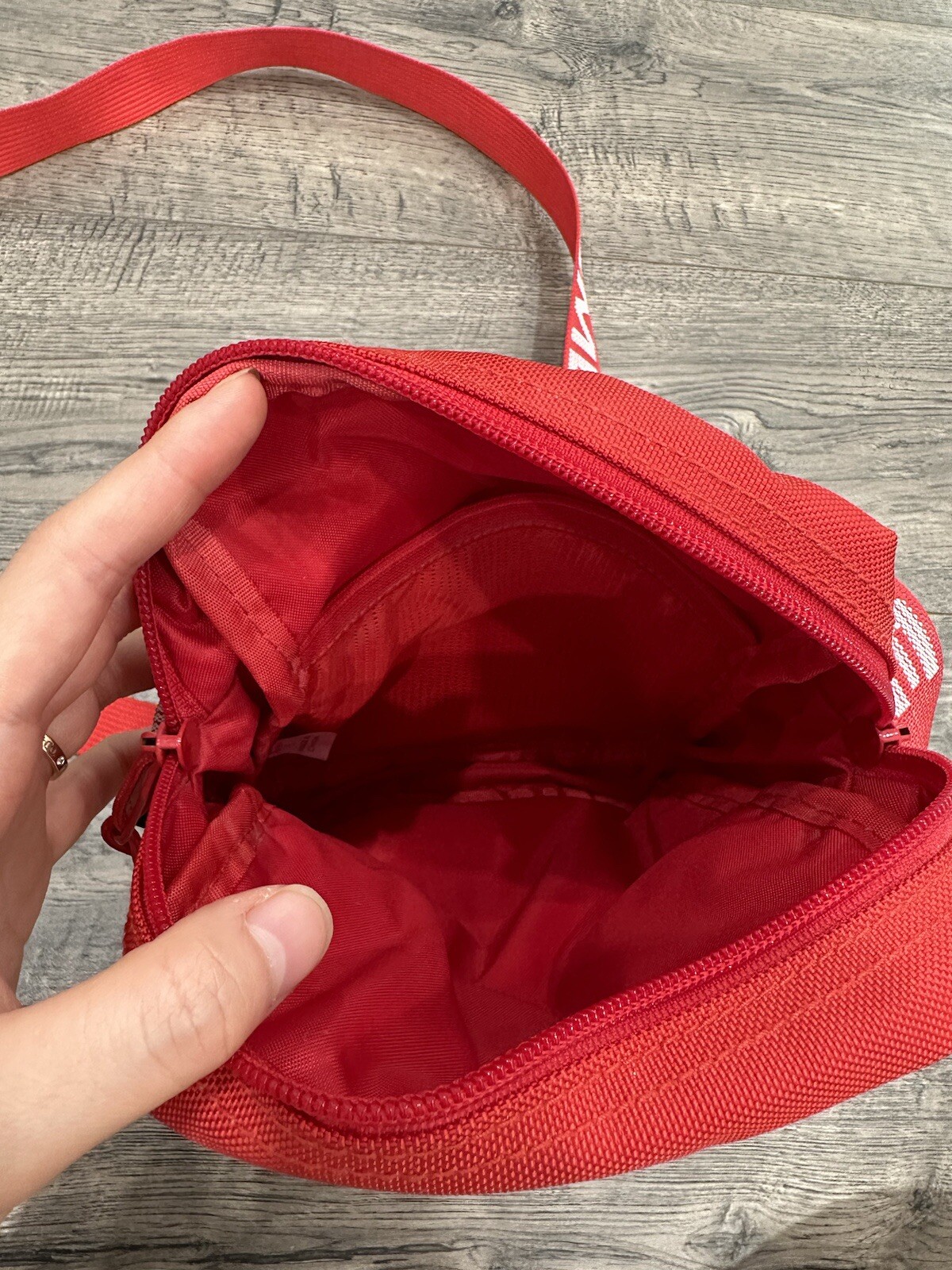 Authentic Supreme Shoulder Bag – Red