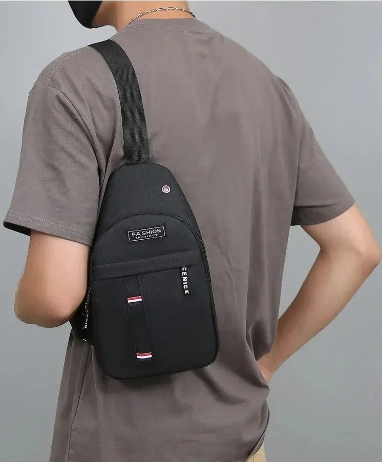 Men’s Waterproof Large Capacity Funny pack Adjustable Strap for Outdoor. Travel