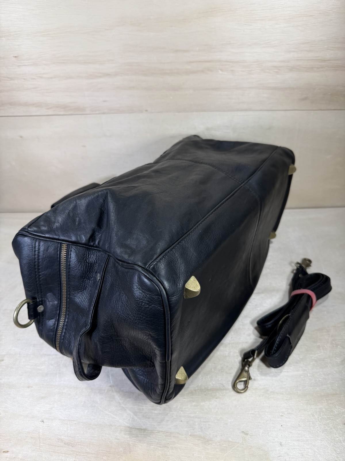 Frye Leather Duffle Bag- Black – Style 102 Benchcrafted Cross Body Strap -Duffel