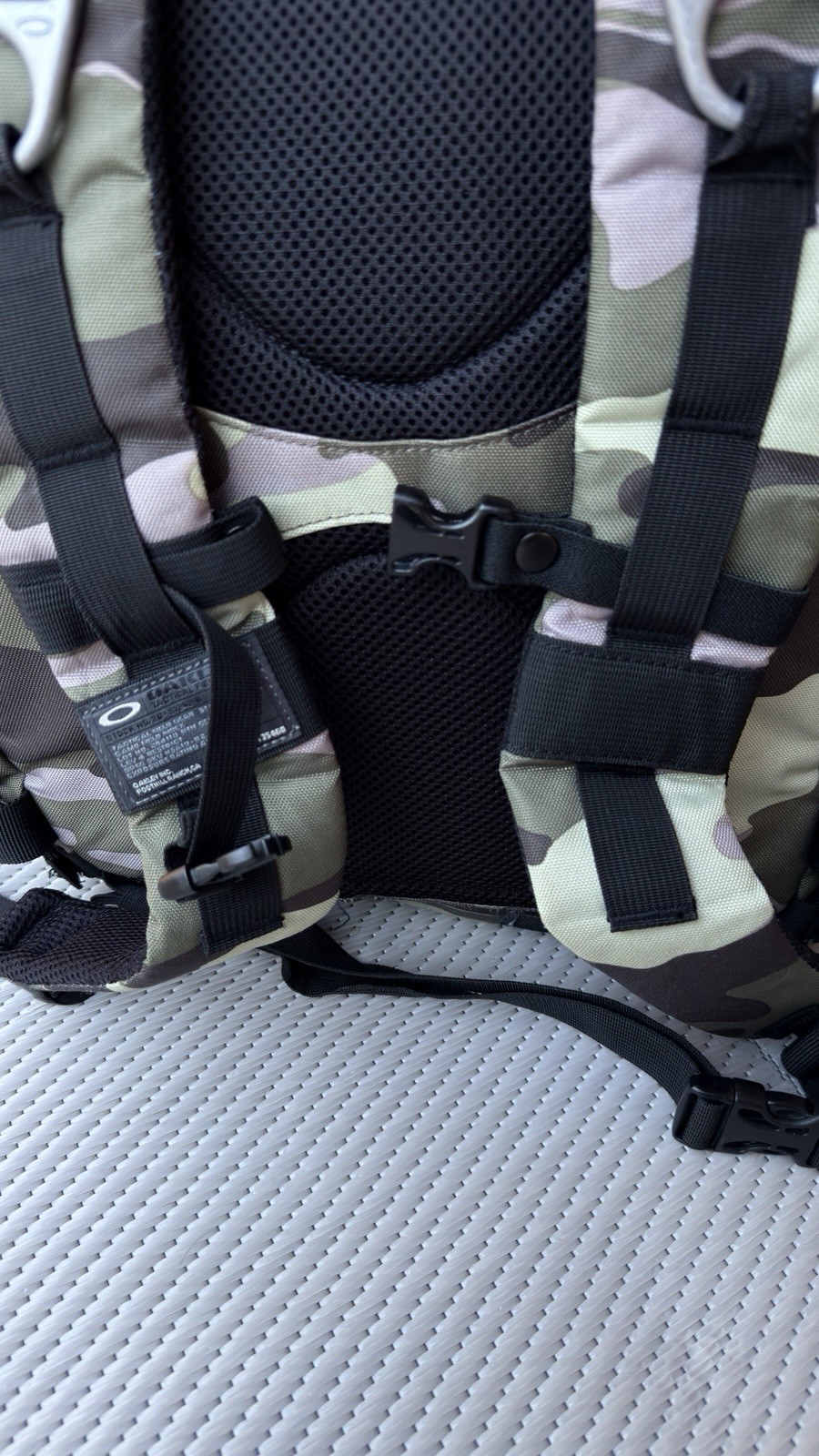 NEW! oakley mechanism Tactical backpack Hiking Backpack Camouflage Pmc Military