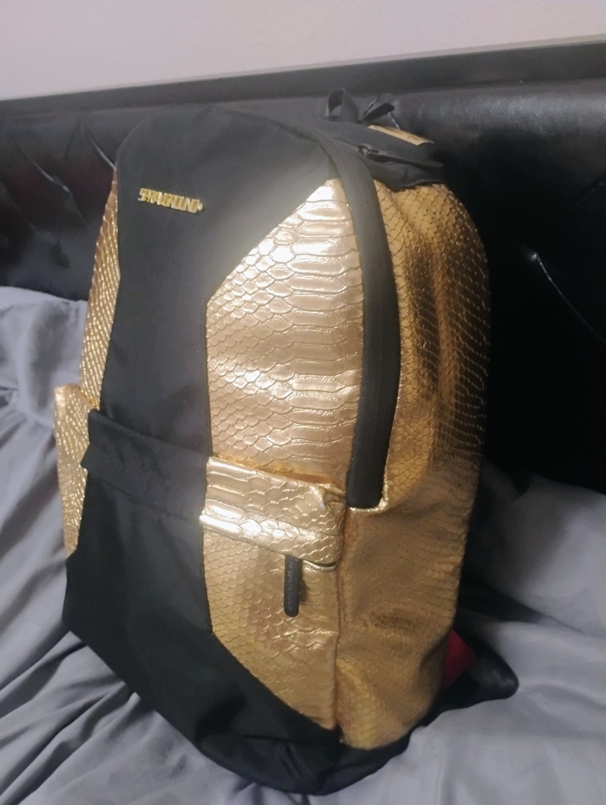 Sprayground backpack black gold snakeskin pattern deadstock tokyo Streetwear