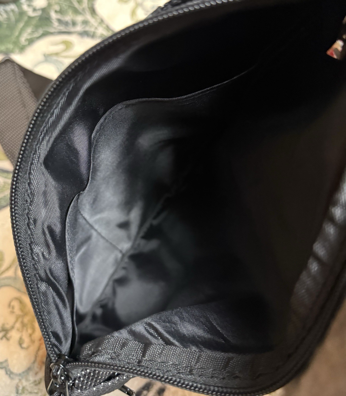 Durable Anti-Thief Sling Tactical Bag w/ Adjustable Straps Secret Pockets
