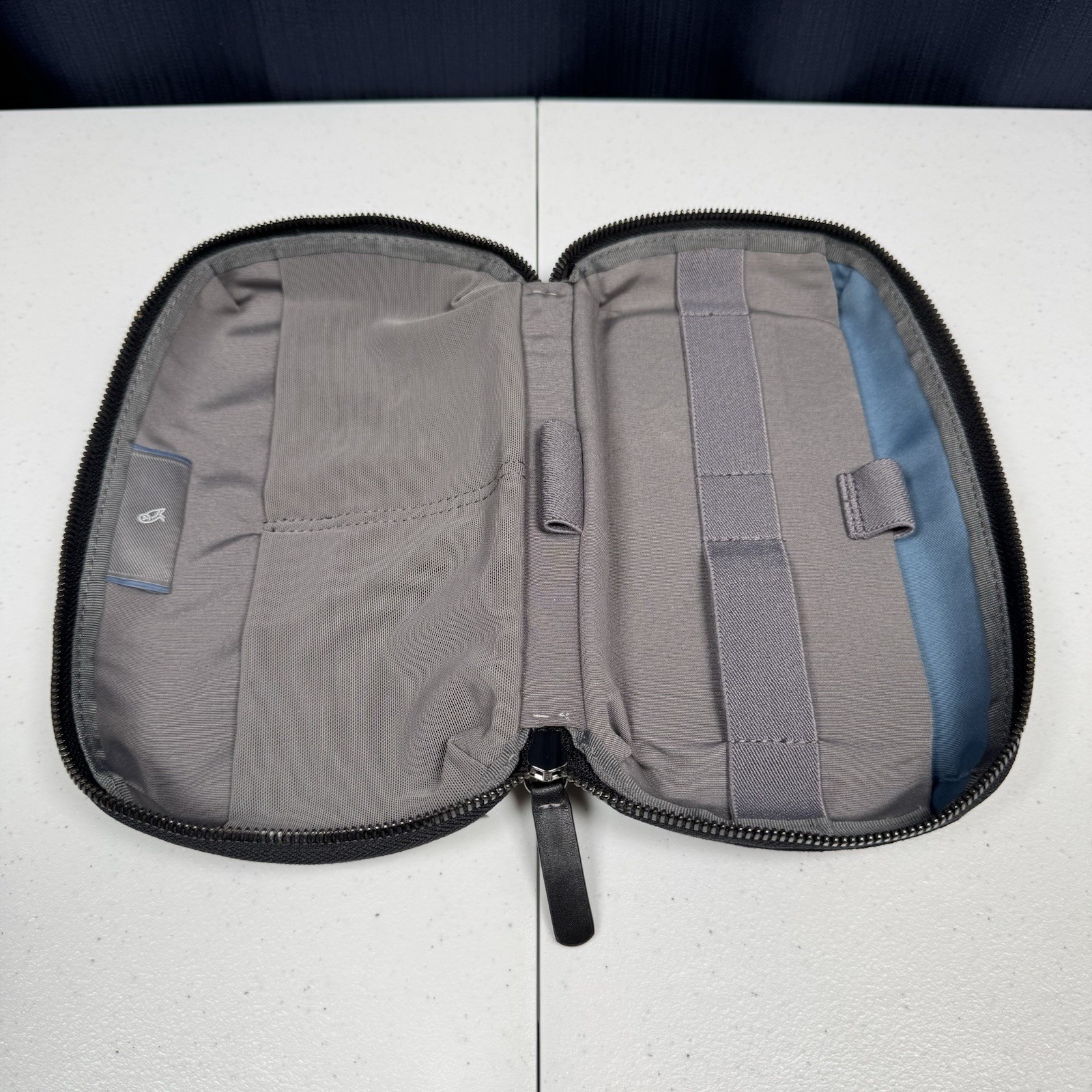 Bellroy Tech Kit Compact (Tech Accessories Organizer, Zipper Pouch)