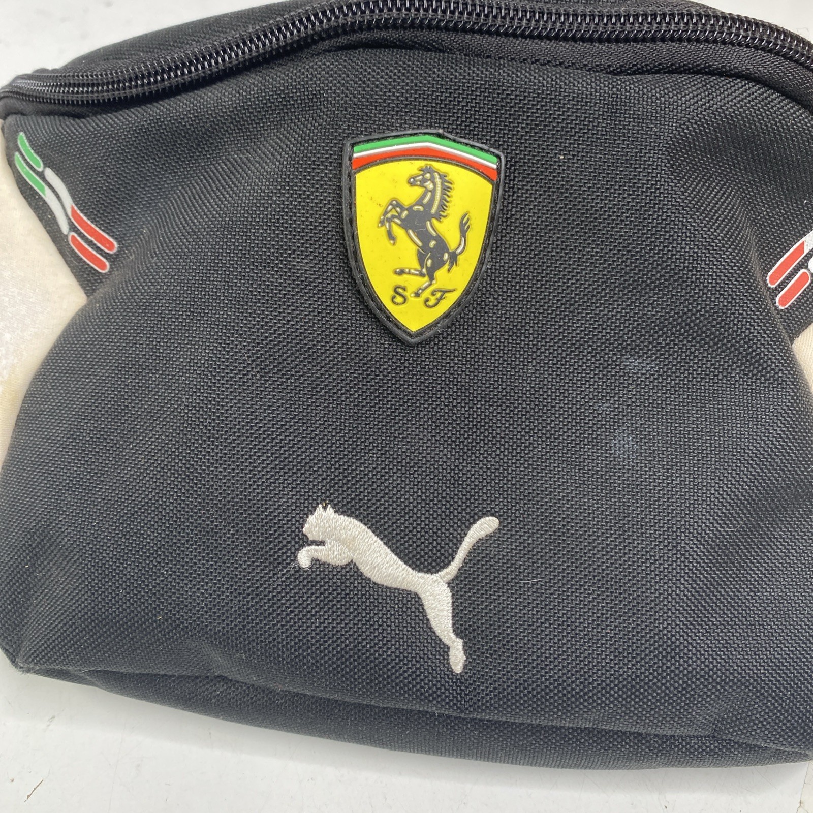 PUMA Ferrari Fannypack Fanny Pack Race Waist Bag Zip Logo Black