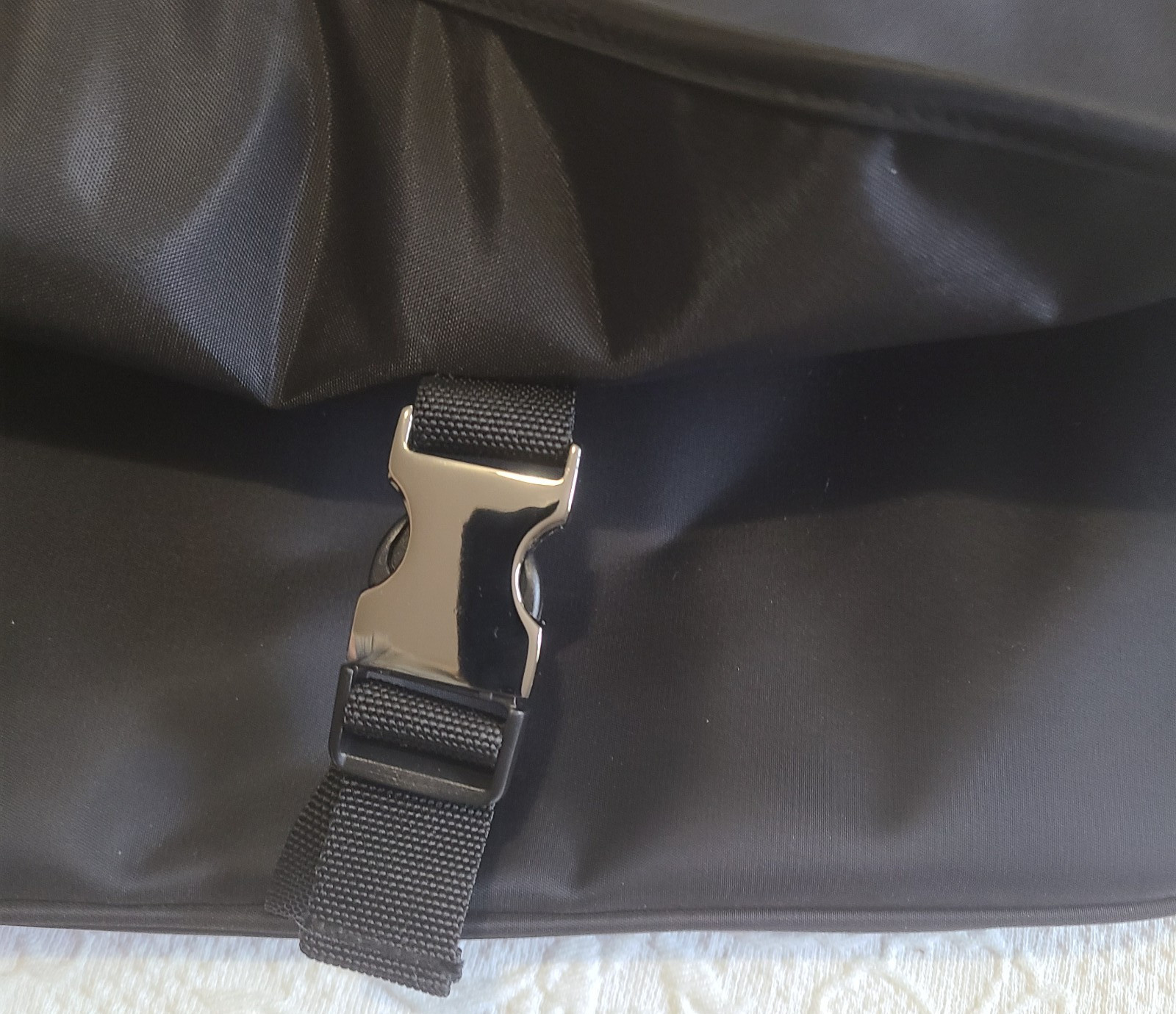 Emporio Armani Parfums Messenger Shoulder Cross Body Bag Laptop Black Nylon NWOT