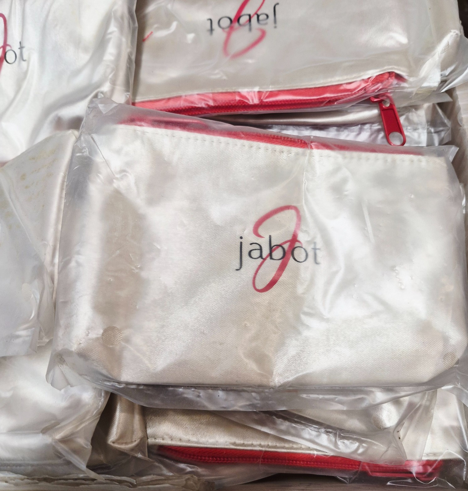 100 x JABOT Small Fabric Cream & Red Makeup Cosmetic Toiletry Travel Gift Bags