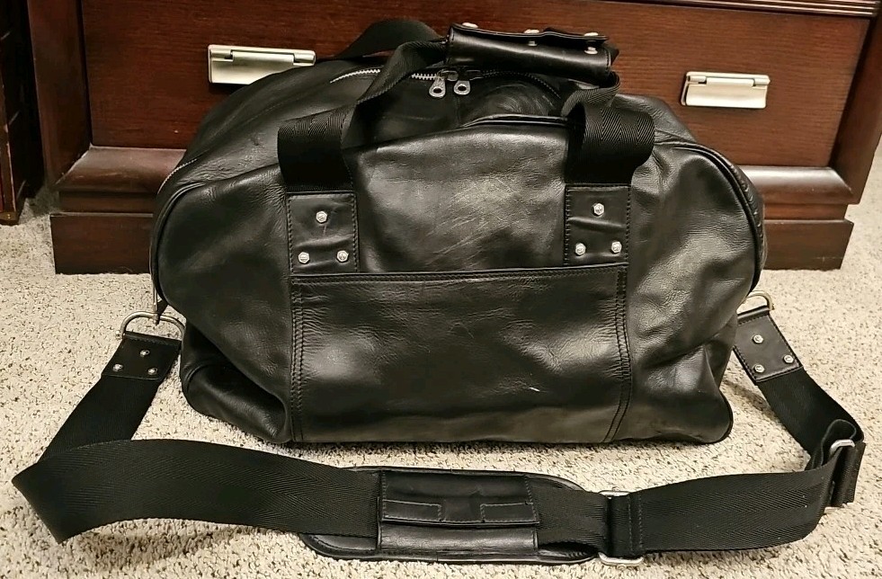 Armani Exchange Duffle Bag 18″x11″x11.5″ Black Leather Satchel Travel Vacation
