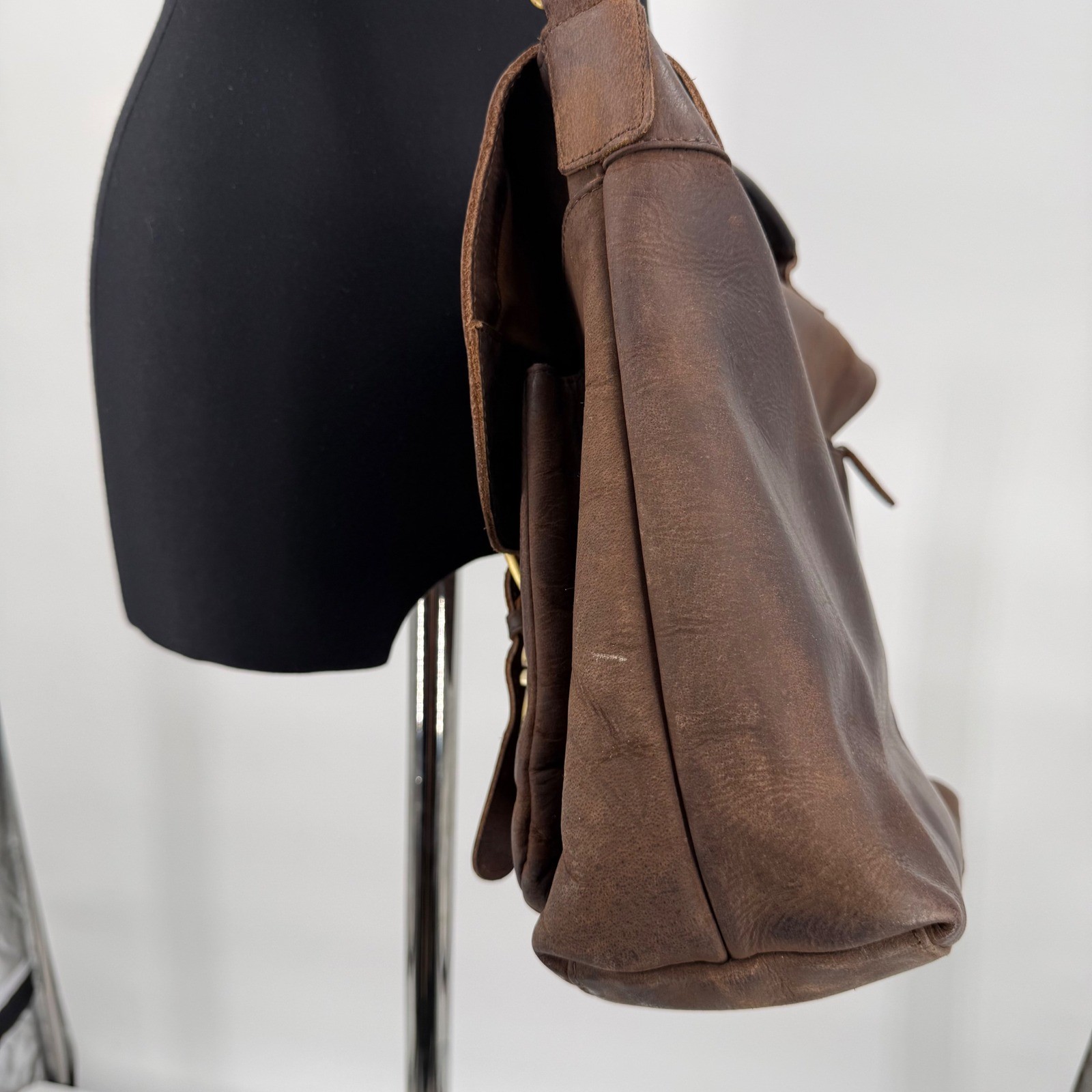 KomalC Brown Buffalo Leather Messenger Bag Satchel Laptop Briefcase Crossbody