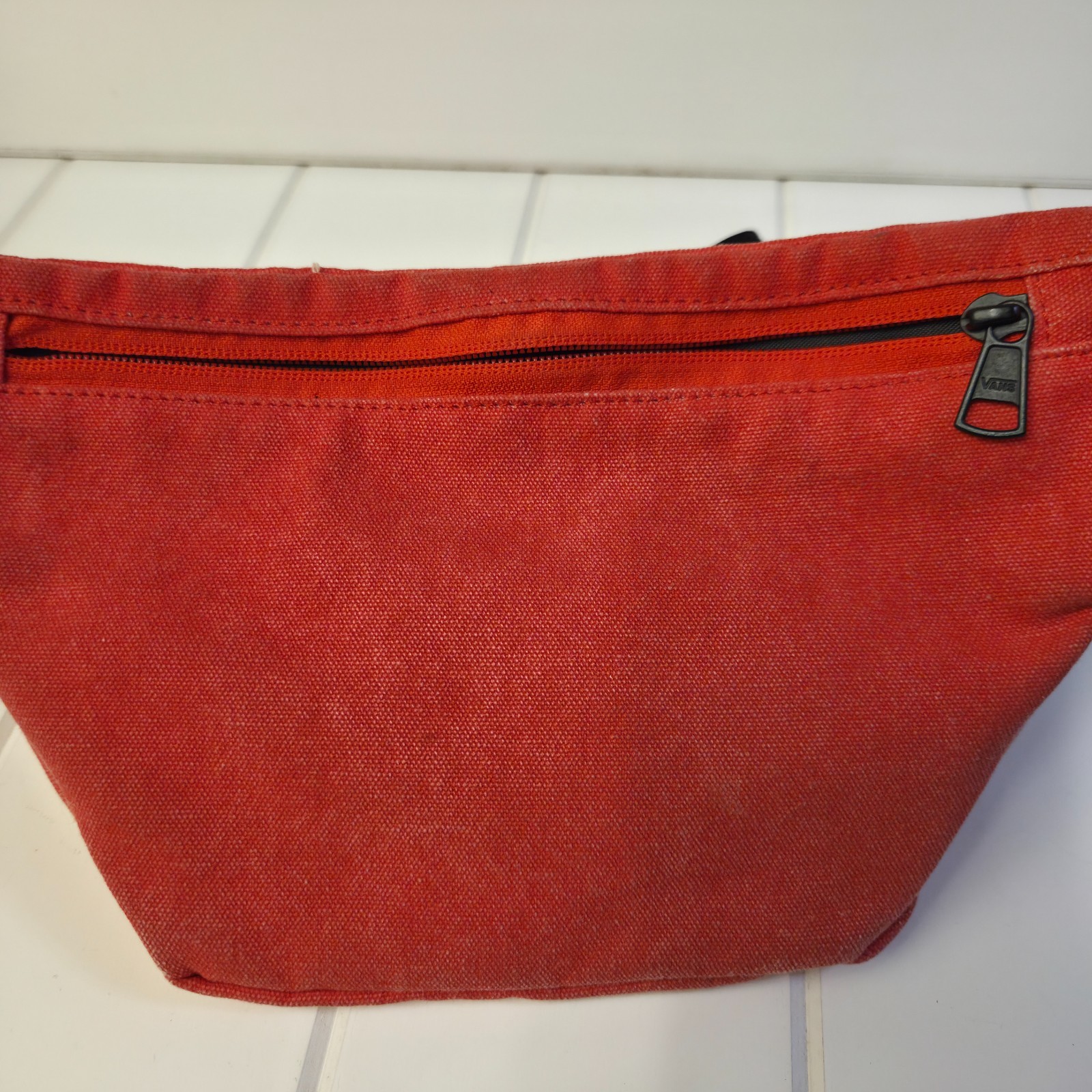 Vans “Off the Wall” Graphic Fanny Pack with Adjustable Black Strap