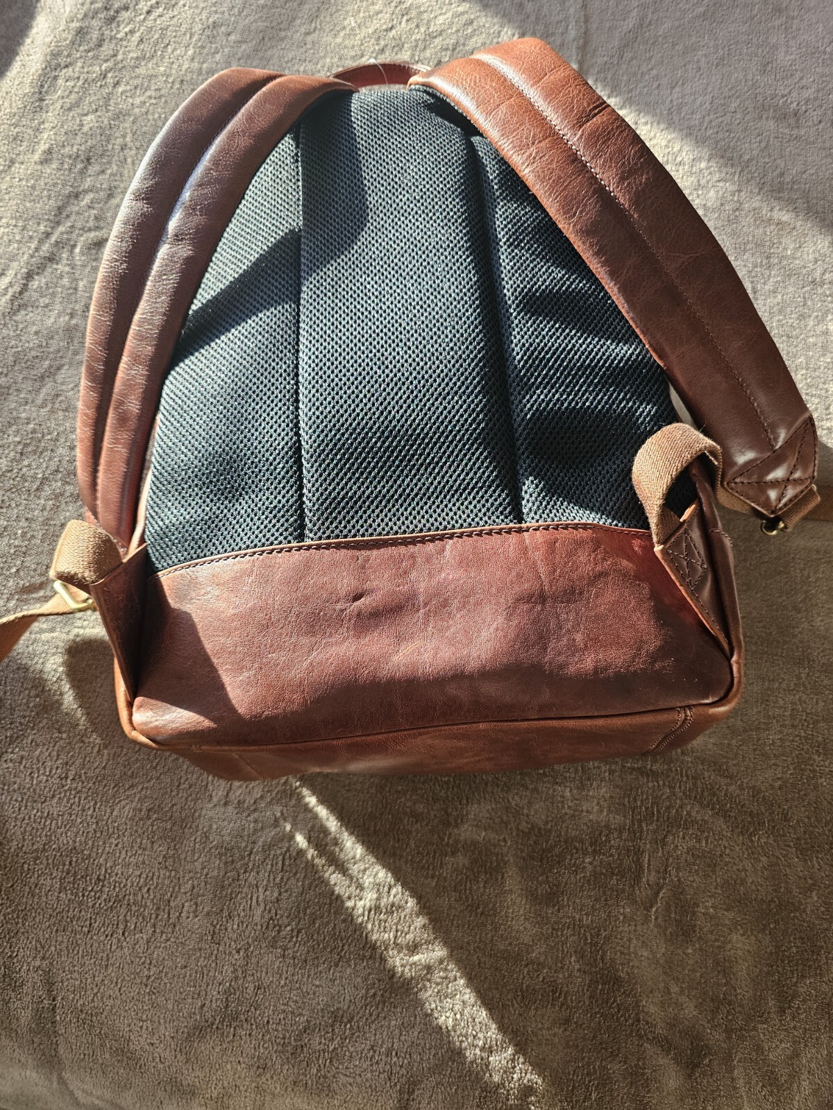 FOSSIL…16 inch Estate Backpack COGNAC MBG9242222….