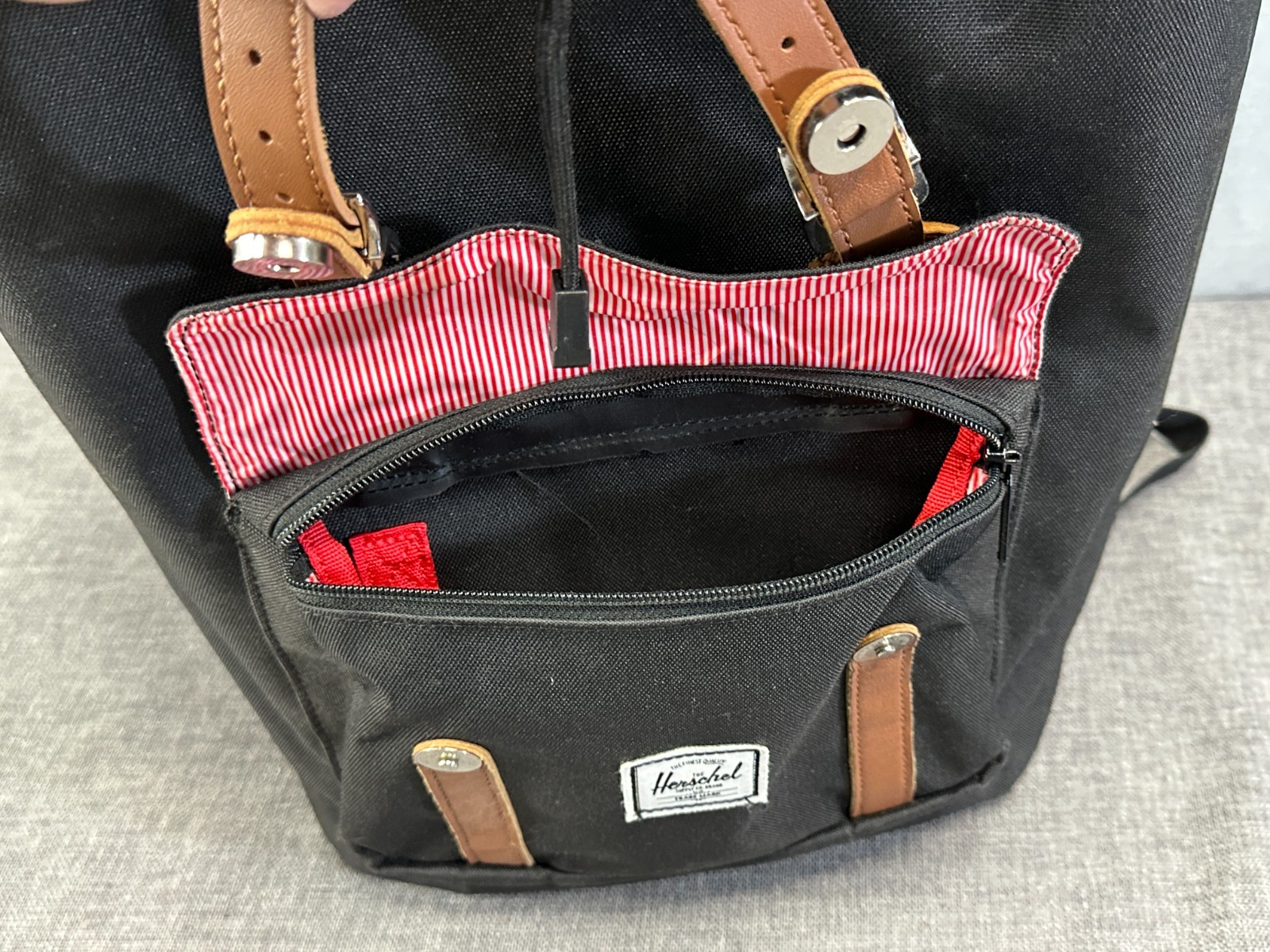 Herschel Little America Backpack Mid-Volume Black Pink 17L 18” Laptop EUC