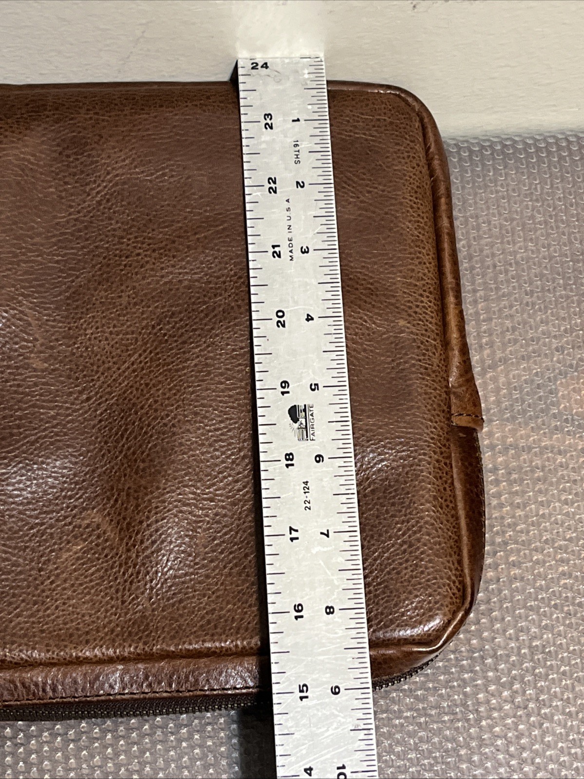 Moore & Giles Leather Tech Pocket Titan Milled Brown With Built In Powder Bank