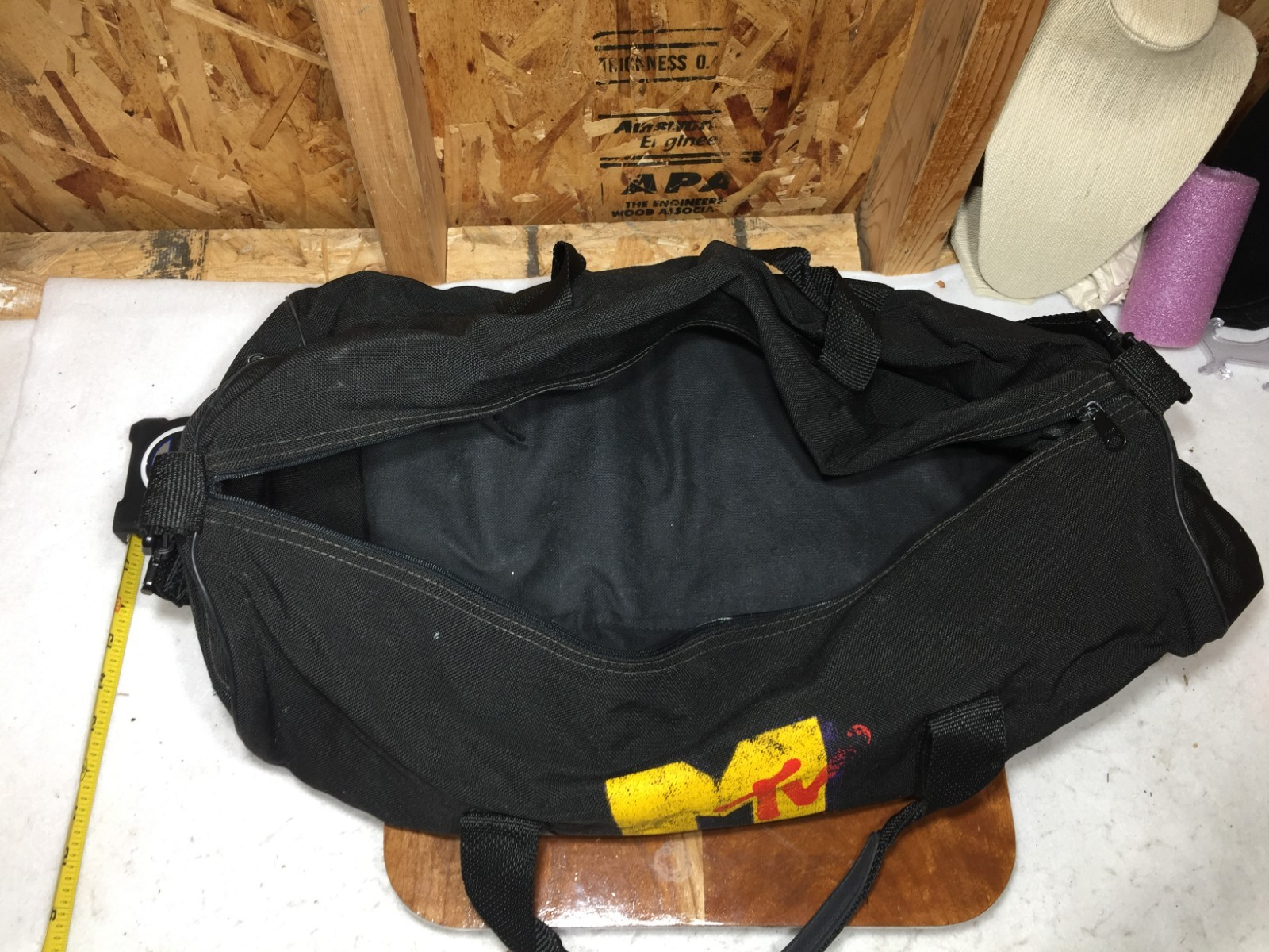 VTG MTV Duffel Back Black Double Handle Zip Top Graphic Print