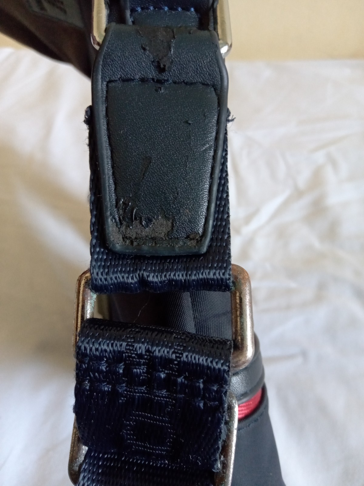 Giorgio Armani men’s shoulder bag