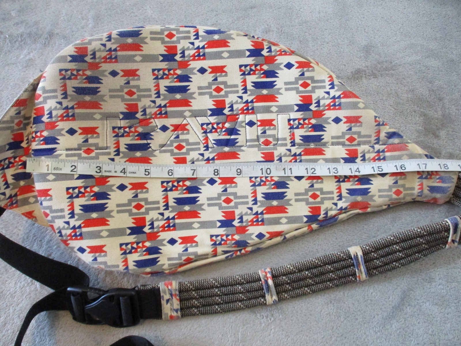 KAVU Rope Sling Pack Backpack White Blue Aztec Southwestern Cowboy Rodeo Western