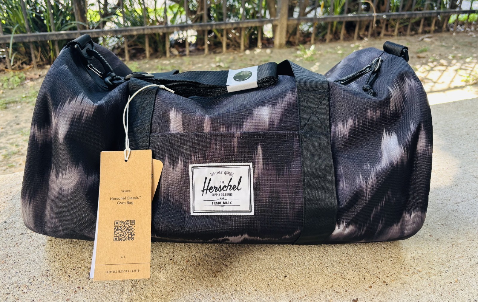 Herschel Supply Co Gym Bag, 27L, Ikat Black