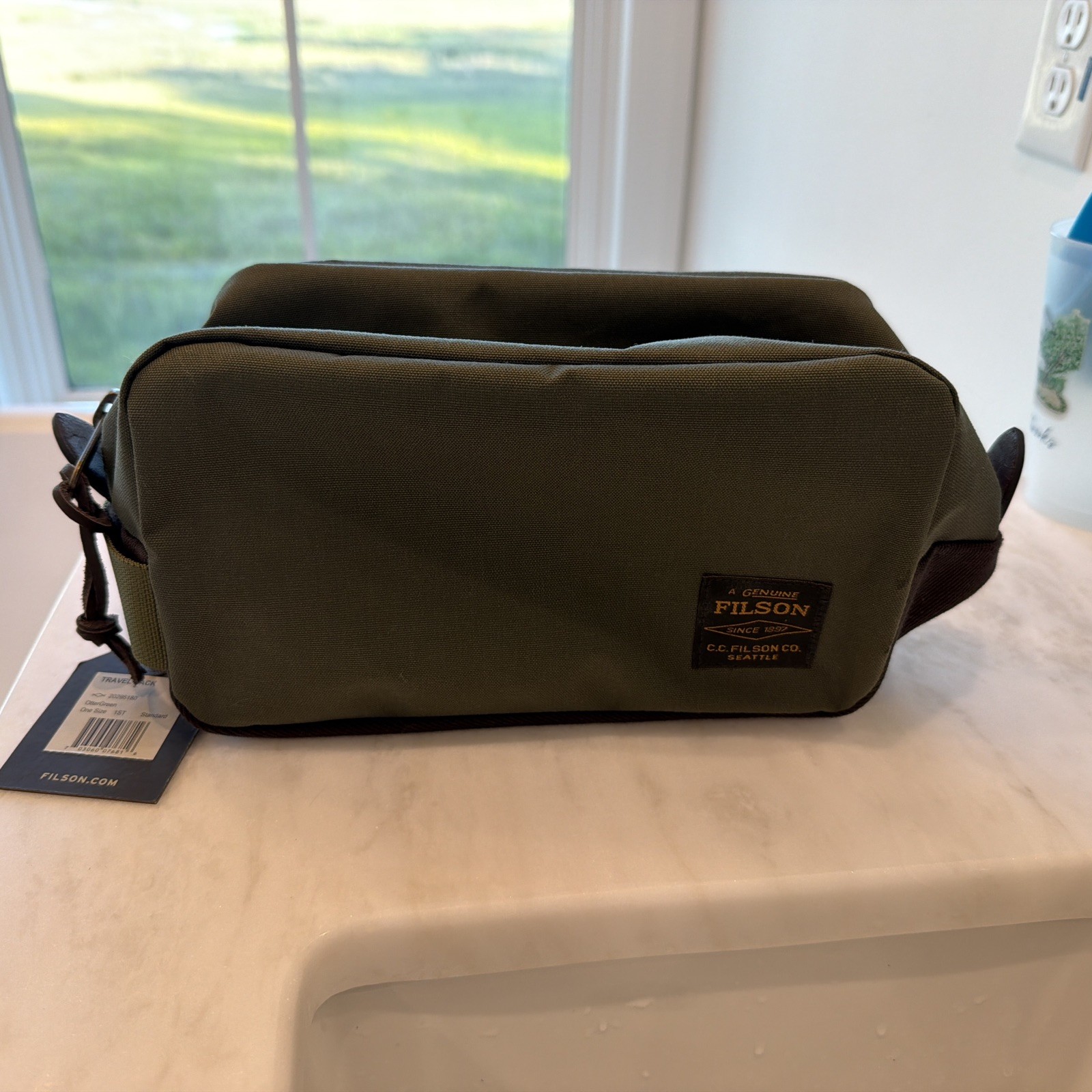 FILSON TRAVEL PACK OTTER GREEN ONE SIZE NWT