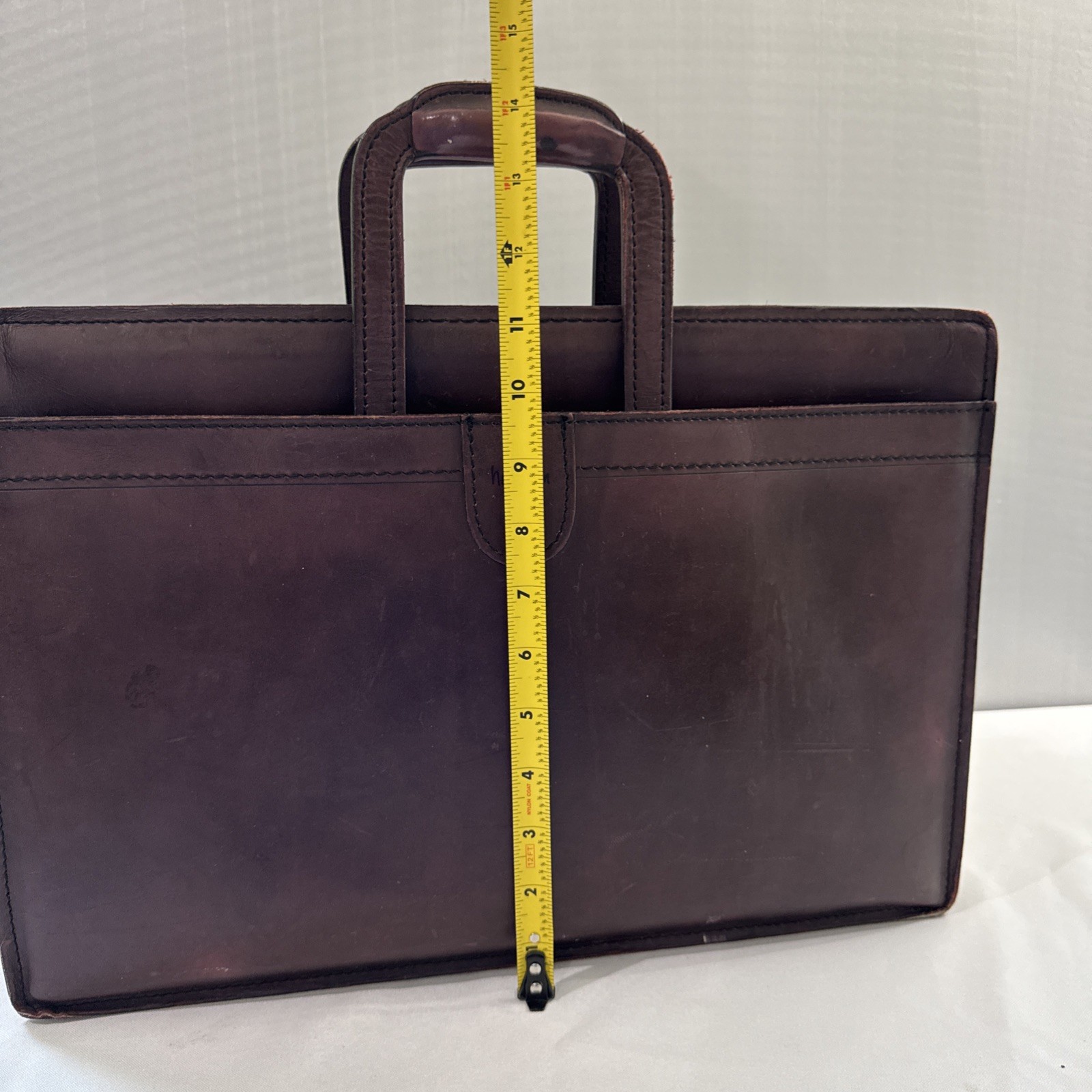 Hartmann Leather Folio, Briefcase, Handles. 16.5″ X 11″