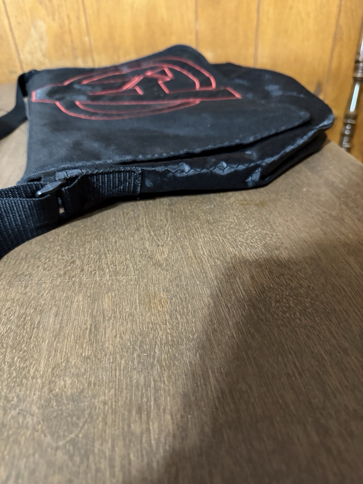 Marvel Avengers Messenger Bag Black Red Logo