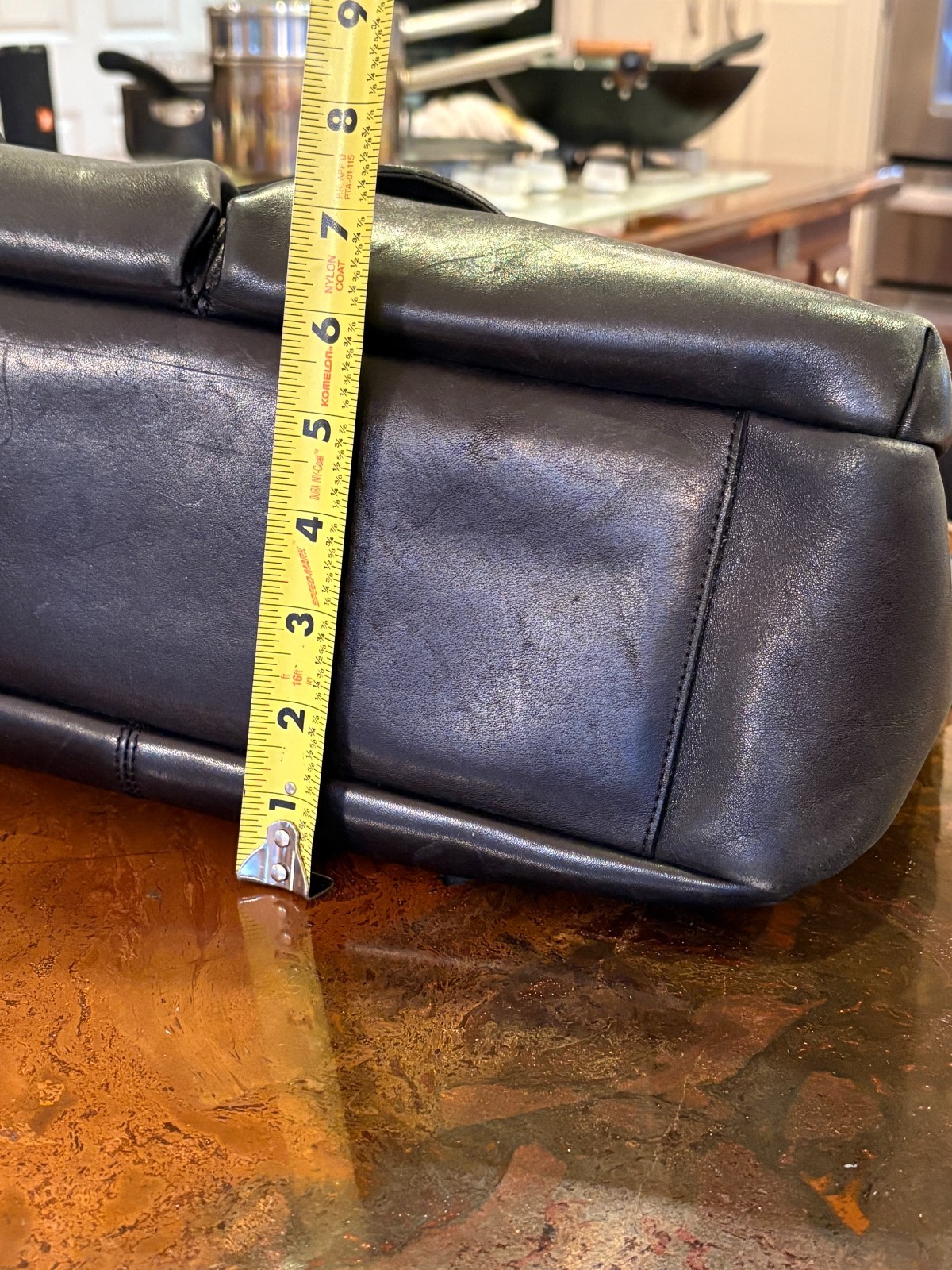 GAP Vintage Black Glossy Cow Leather Messenger Bag Crossbody Strap 15″X 12″x4.5″