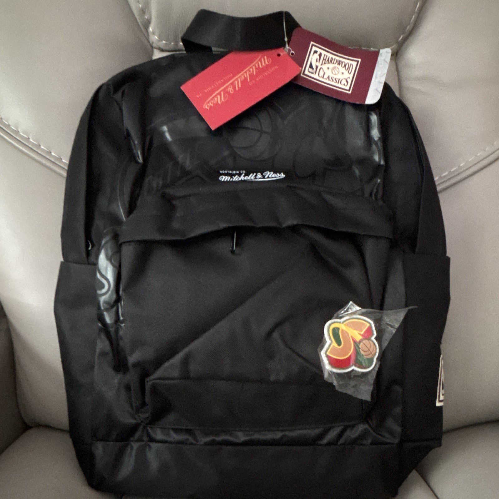 Mitchell & Ness Hardwood Classics Seattle SuperSonics Black Backpack Zip Medium
