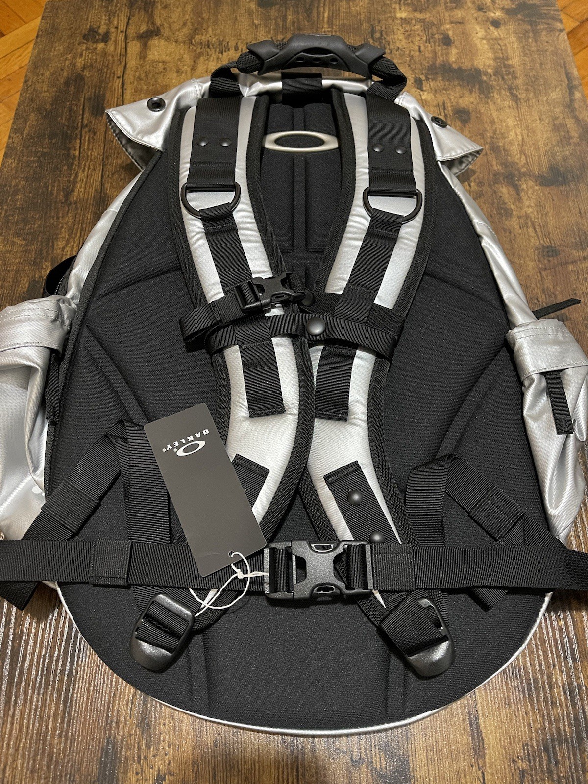 Kith for Oakley Icon RC Backpack Silver *NEW IN HAND SOLDOUT WILL SHIP RIGHT NOW