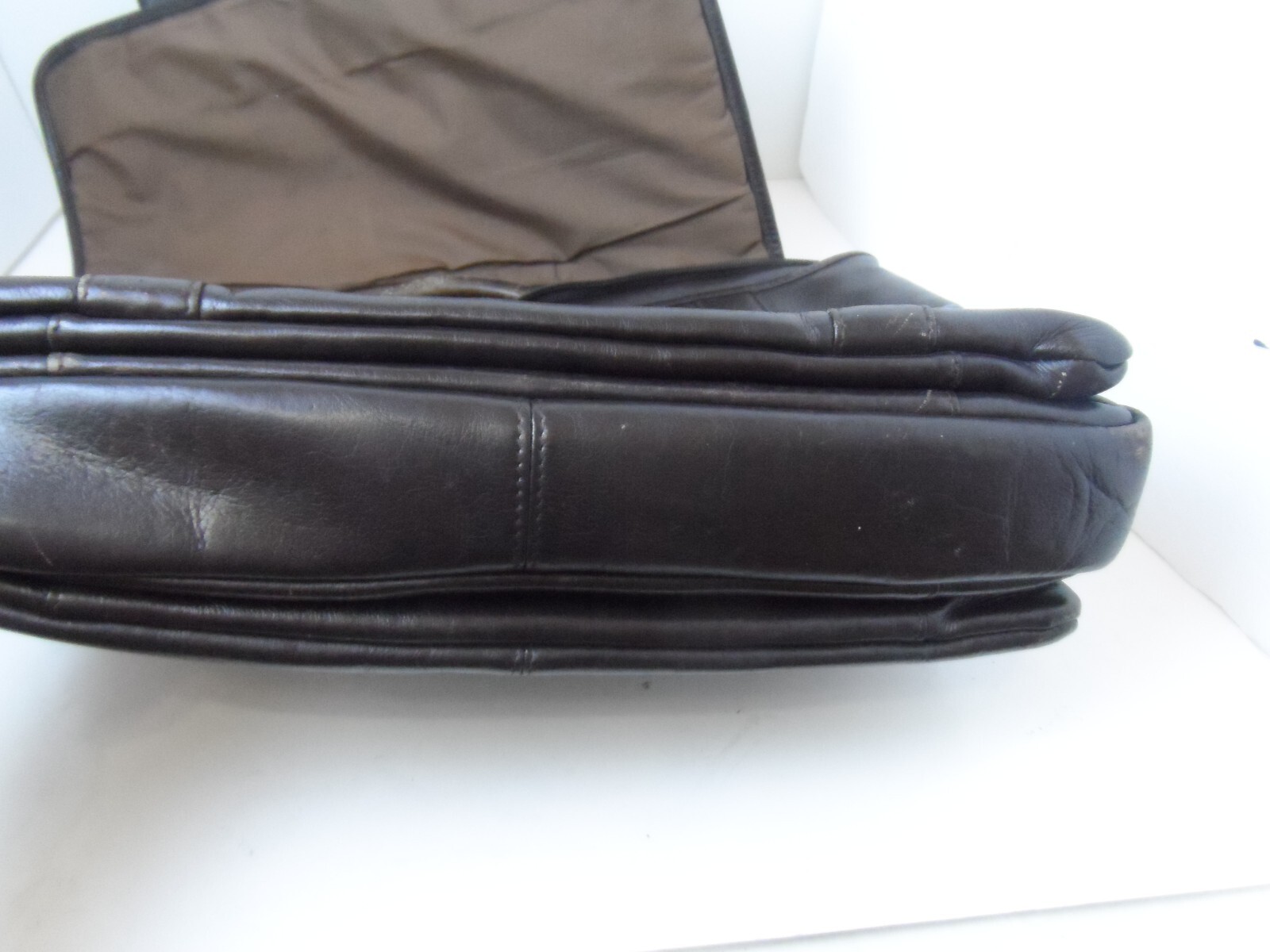 Queros Volare Group Brown Pebbled Leather Briefcase Padded ‘Laptop Bag 15.5x11x7
