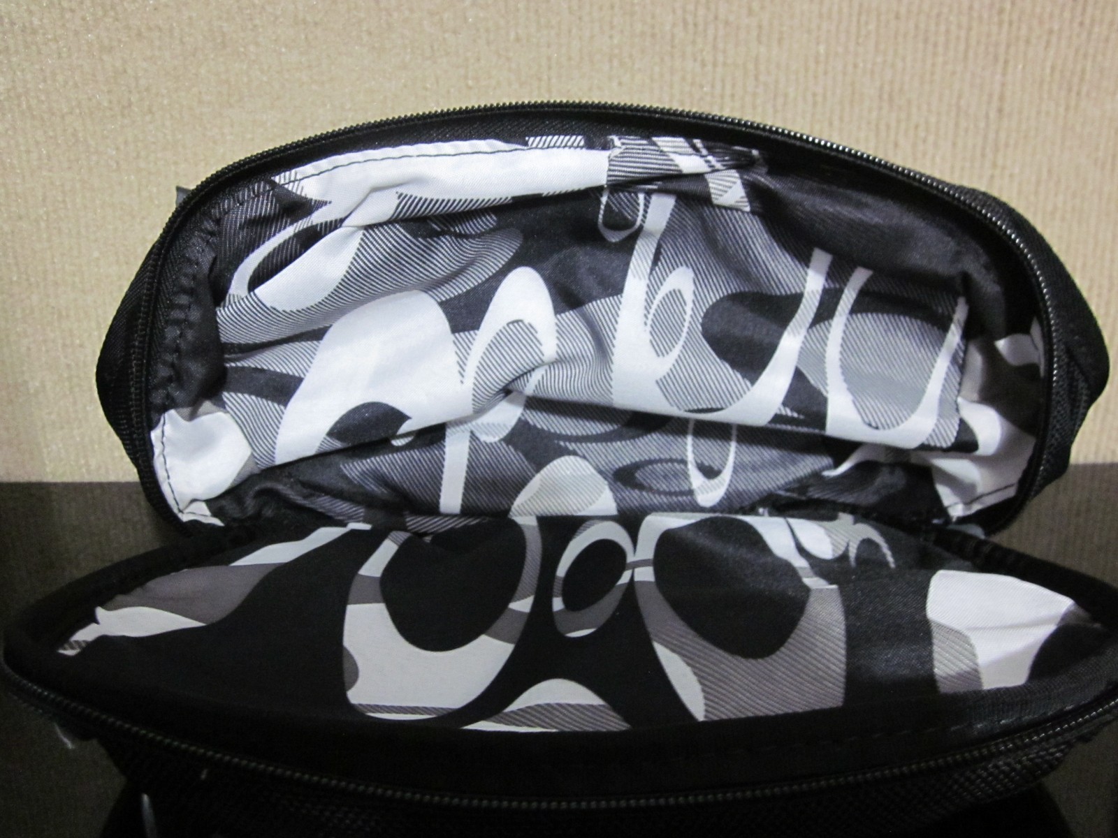 Oakley Fanny Pack Backpack Accessory Black Missing Belt Strap Clip on