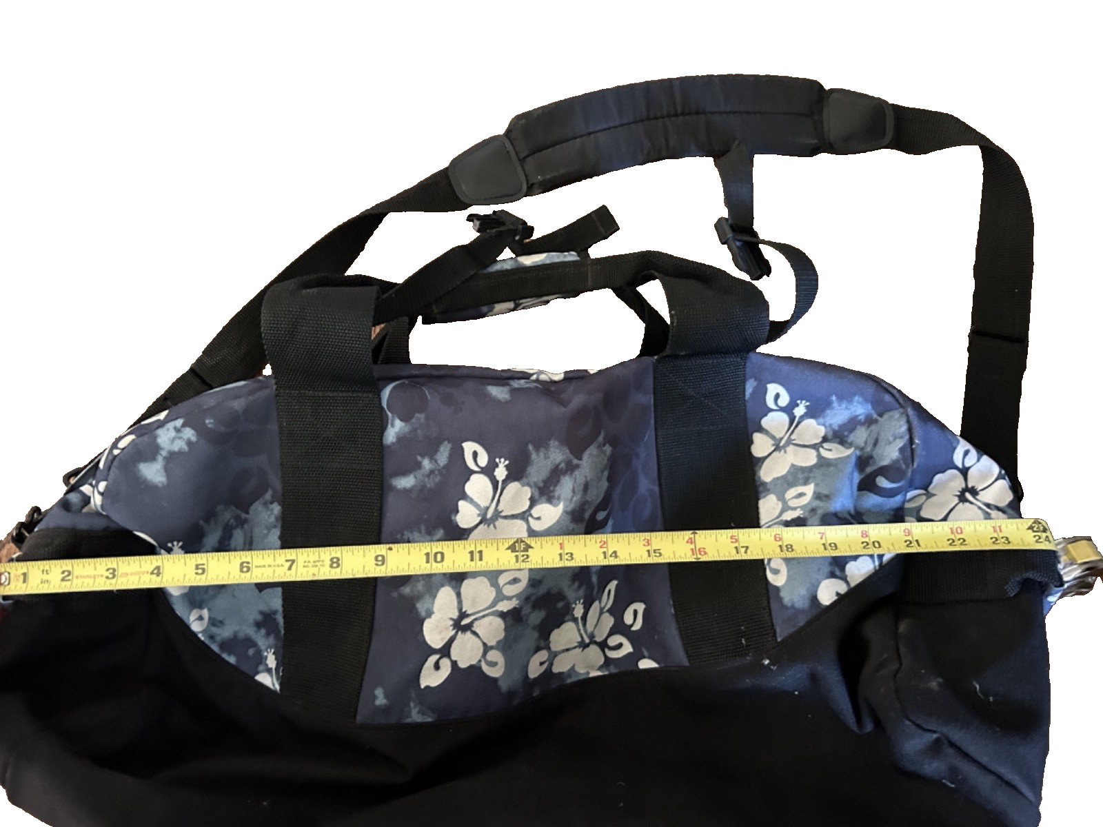 LL Bean Blue White Hibiscus Print Medium 35L Adventure Duffle Carry On Bag EUC